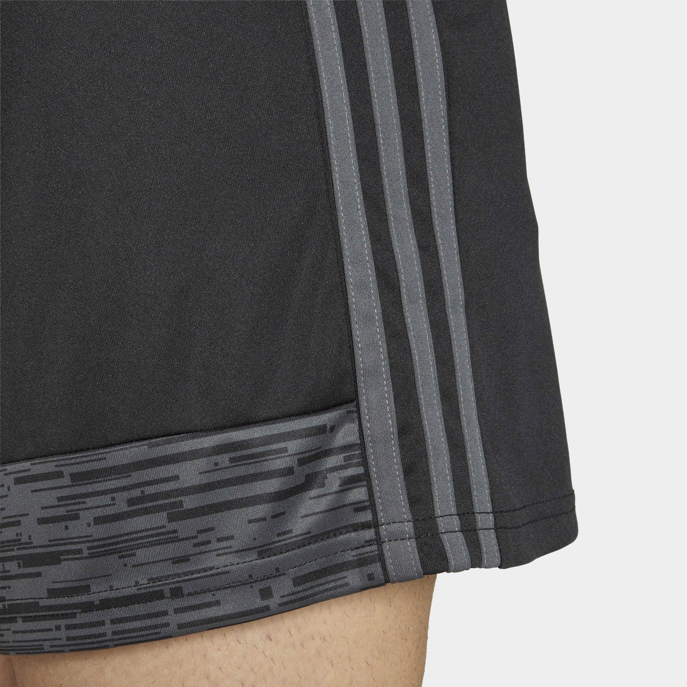 Tiro25 Essentials Shorts, Black, A701_ONE, large image number 2