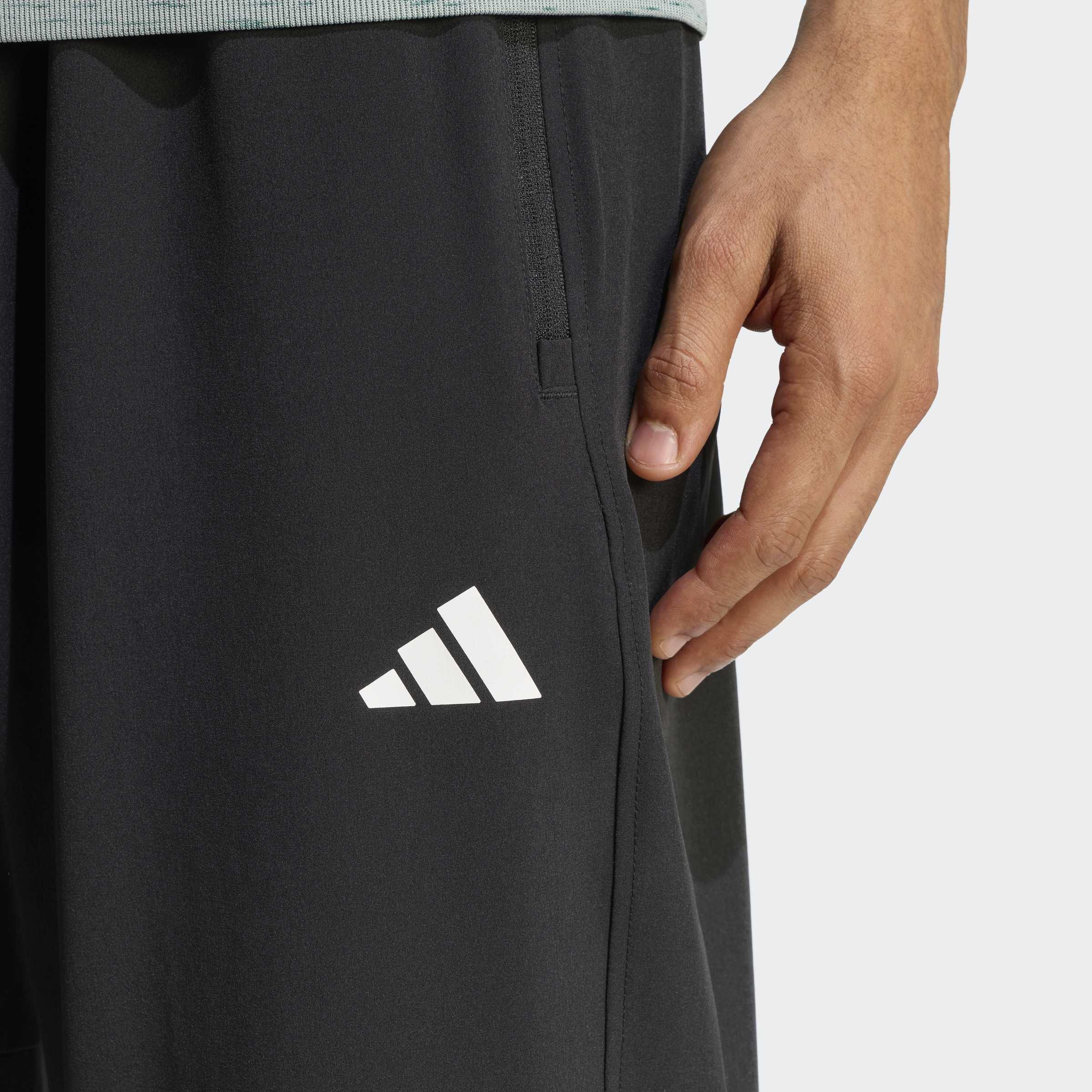 Workout Essentials Flex Woven 3/4 Pant, Black, A701_ONE, large image number 2