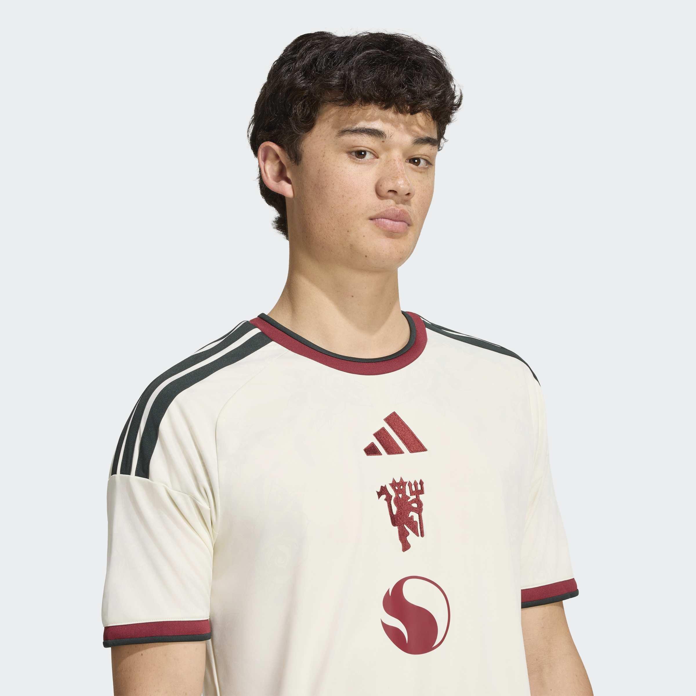 Manchester United 26/27 Third Jersey, Beige, A701_ONE, large image number 3