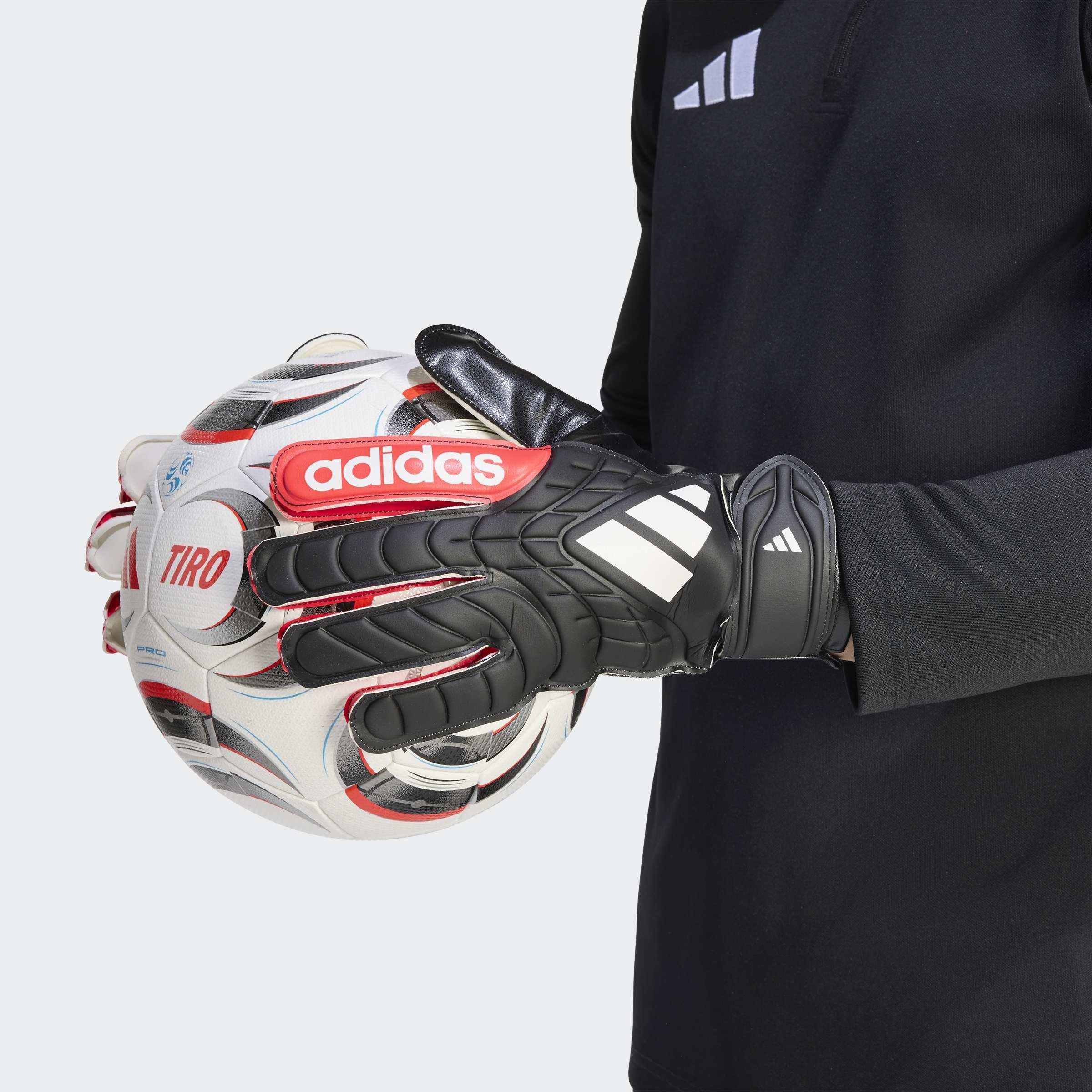 Unisex Copa Goalkeeper Glove Club, Black, A701_ONE, large image number 3