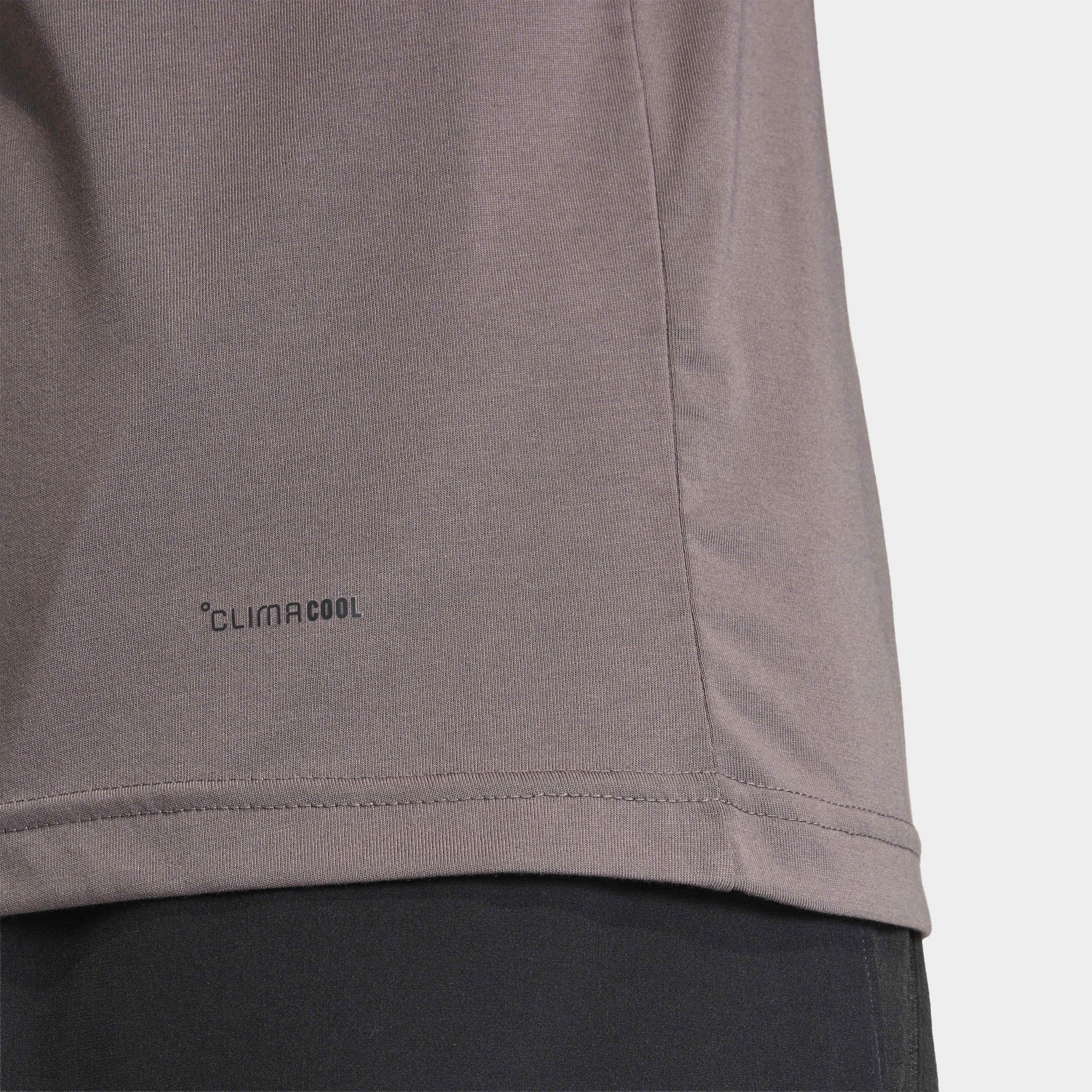 Climacool Category Training Graphic T-Shirt, Brown, A701_ONE, large image number 3