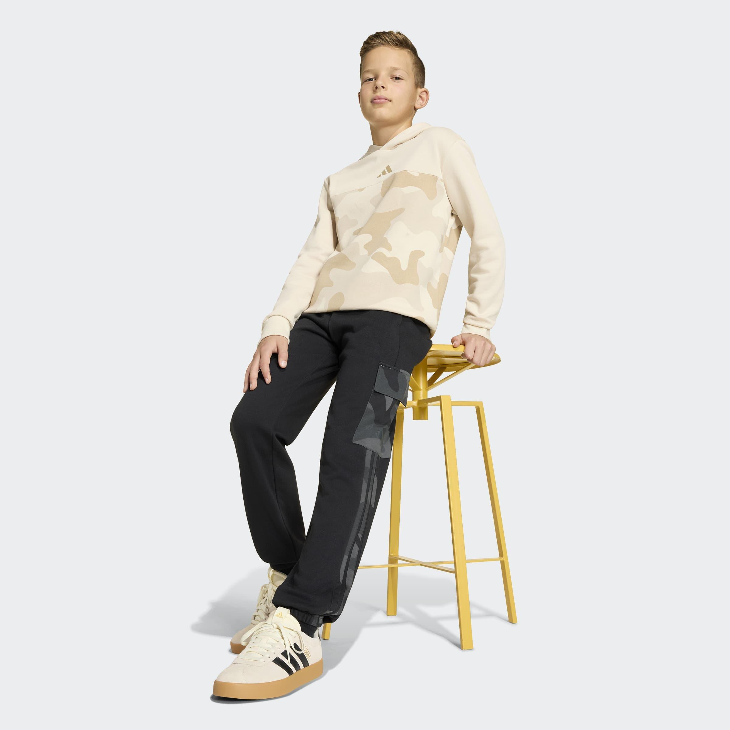 Kids Unisex Seasonals Camo Joggers, Black, A701_ONE, large image number 7