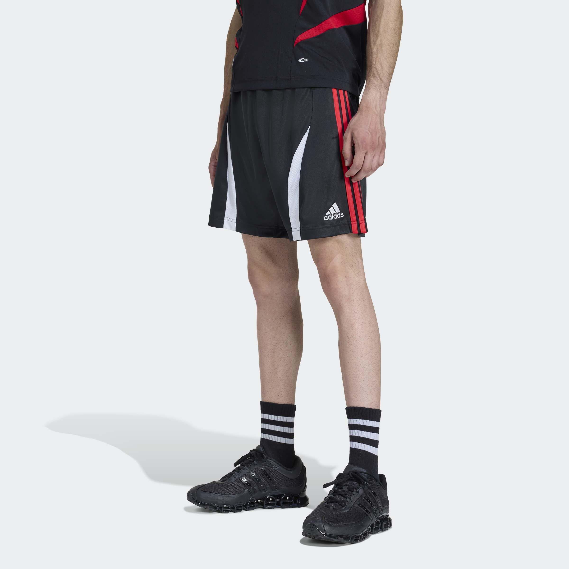 Teamgeist adicolor Shorts, Black, A701_ONE, large image number 4