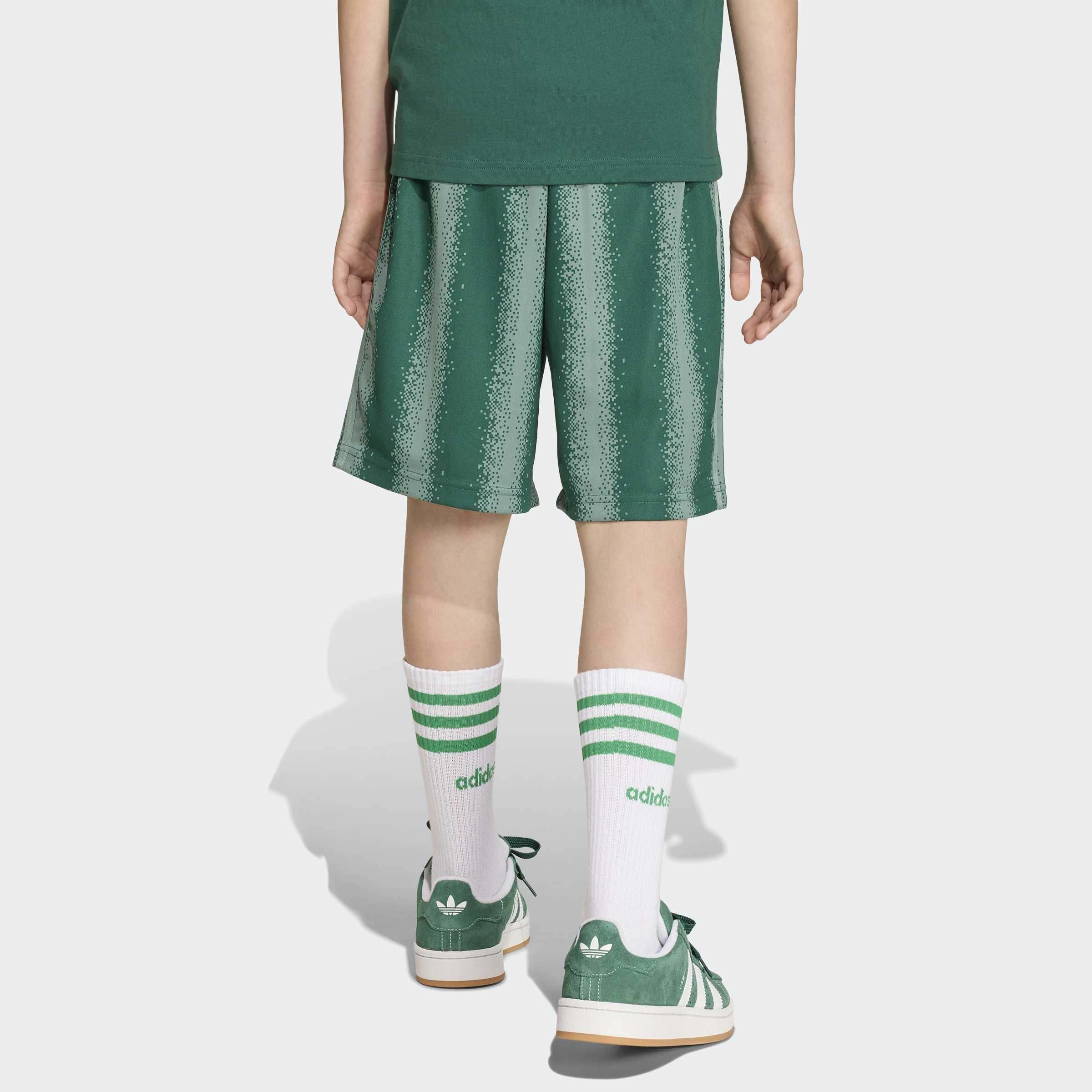 Kids Unisex Adidas Minecraft Oversized Knee Length Shorts, Green, A701_ONE, large image number 1