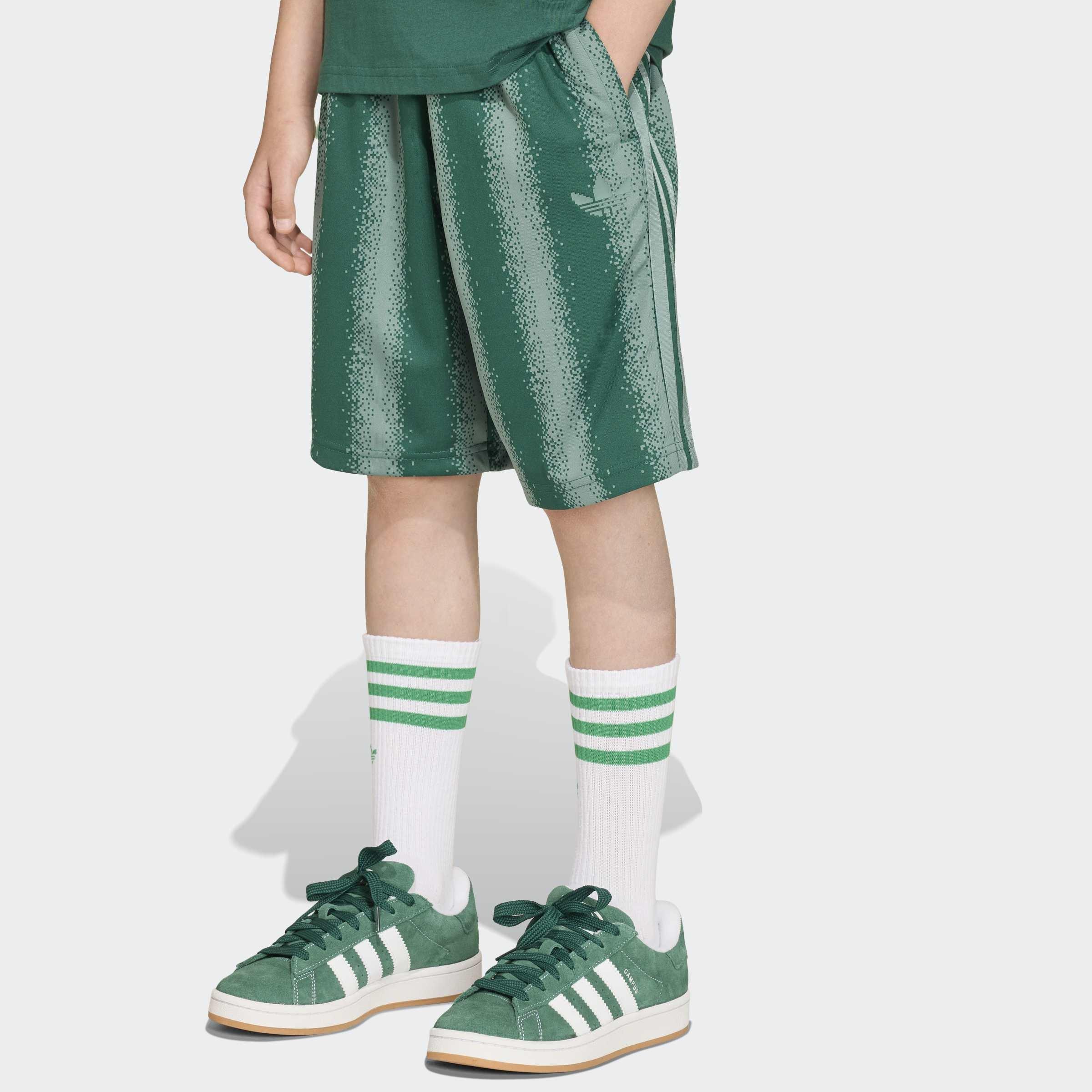Kids Unisex Adidas Minecraft Oversized Knee Length Shorts, Green, A701_ONE, medium