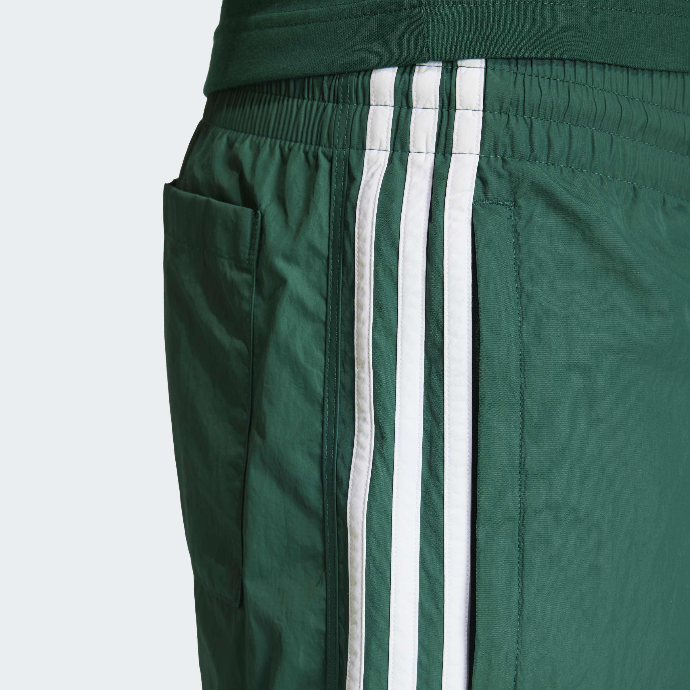 Sprinter Shorts, Green, A701_ONE, large image number 3