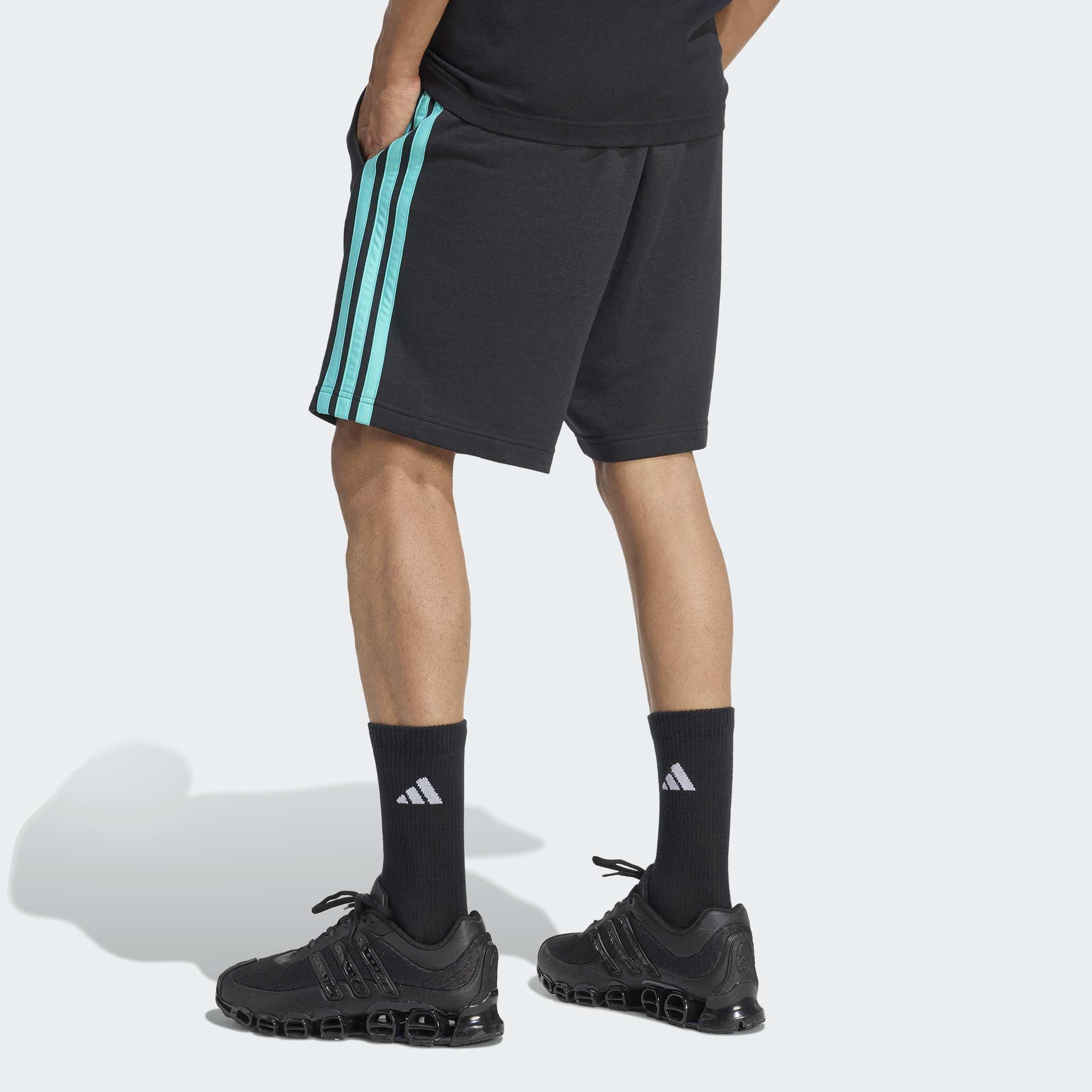 Mercedes - Amg Petronas Formula 1 Team Dna Short, Black