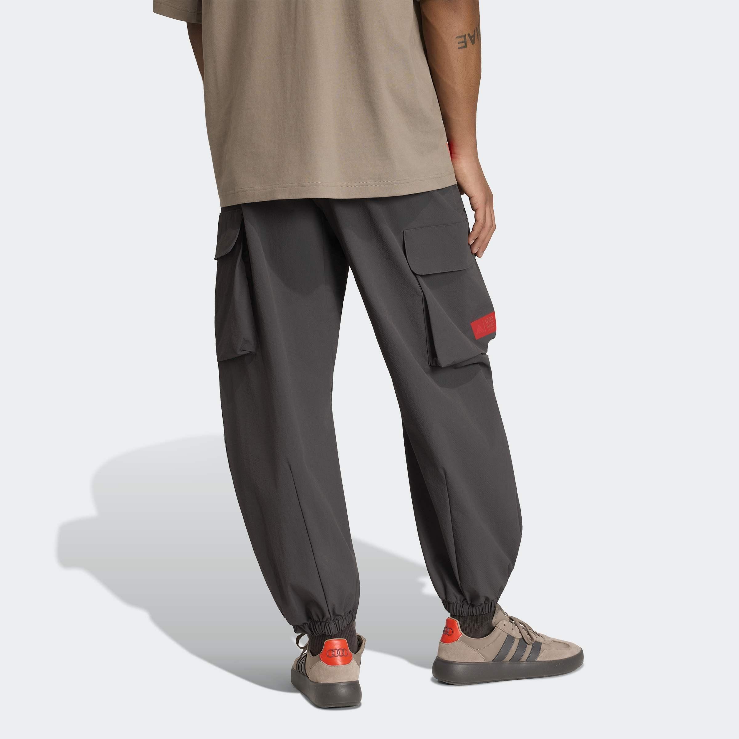 Audi Revolut F1 Team Elevated Woven Pant, Black