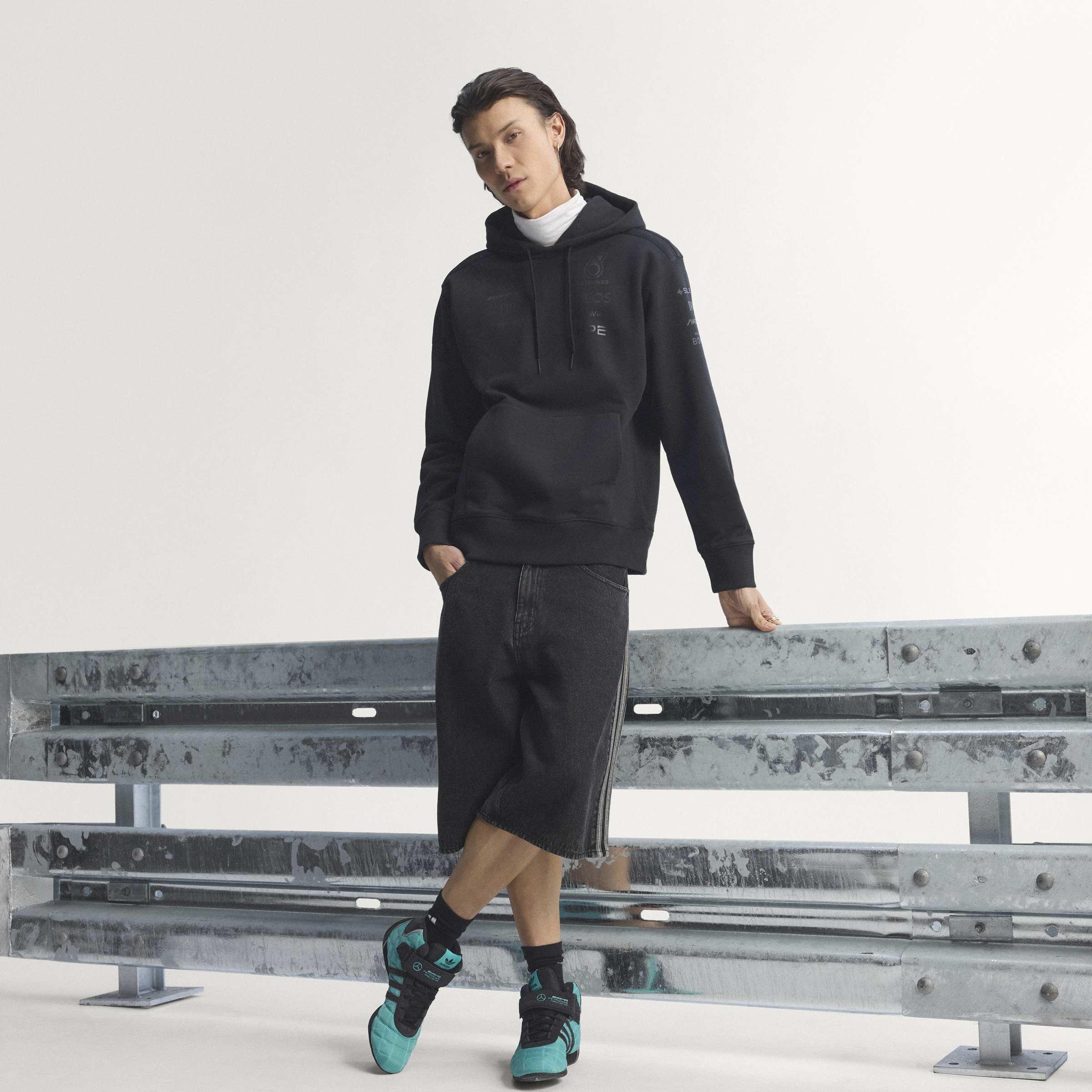 Mercedes - Amg Petronas Formula 1 Team Night Driver Hood Men, Black, A701_ONE, large image number 8