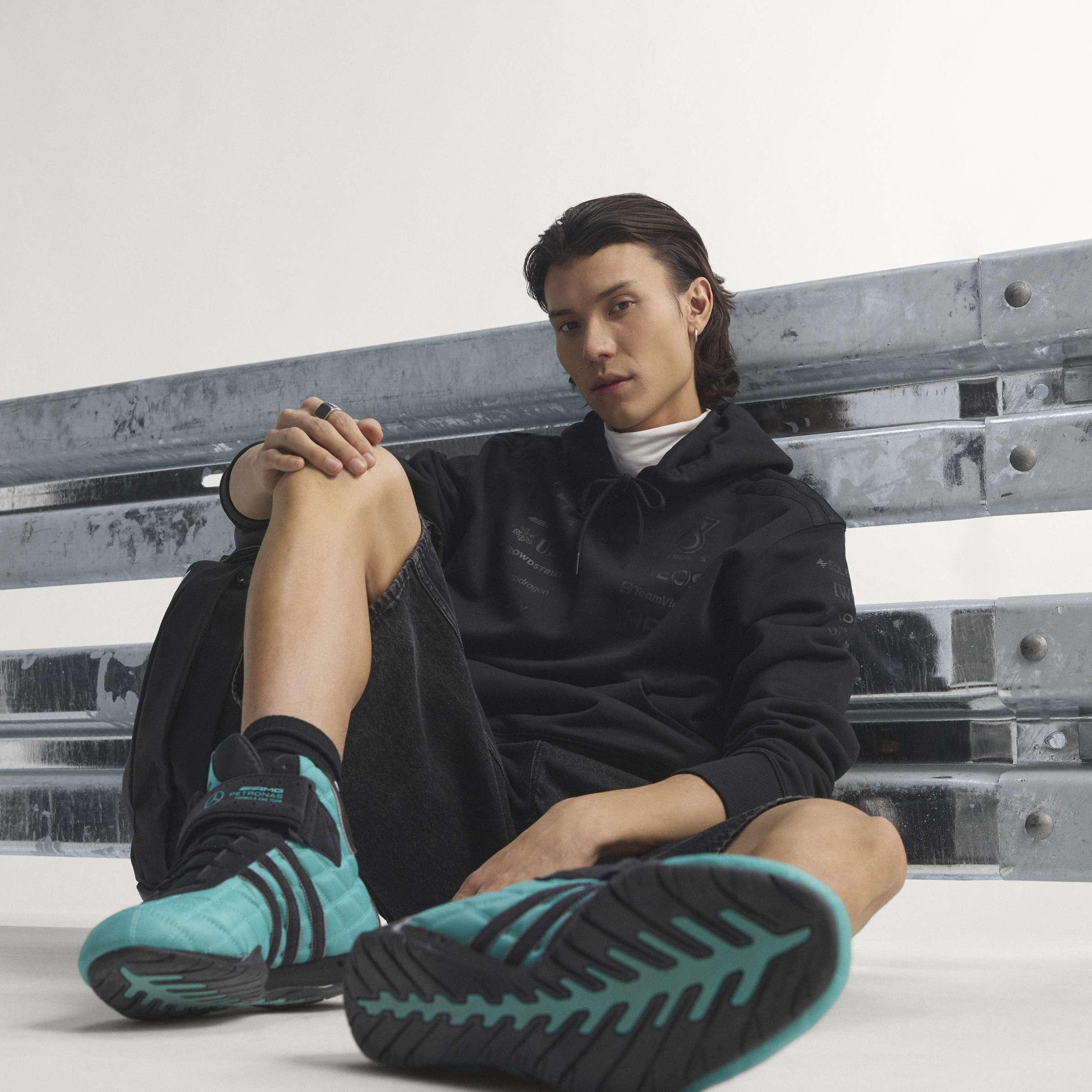 Mercedes - Amg Petronas Formula 1 Team Night Driver Hood Men, Black, A701_ONE, large image number 11