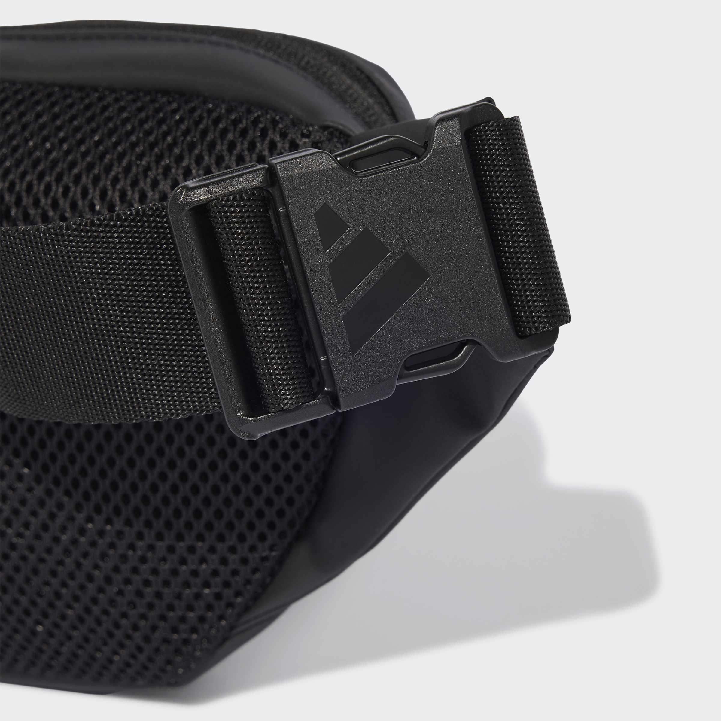 Unisex Hybrid Waist Bag, Black, A701_ONE, large image number 3
