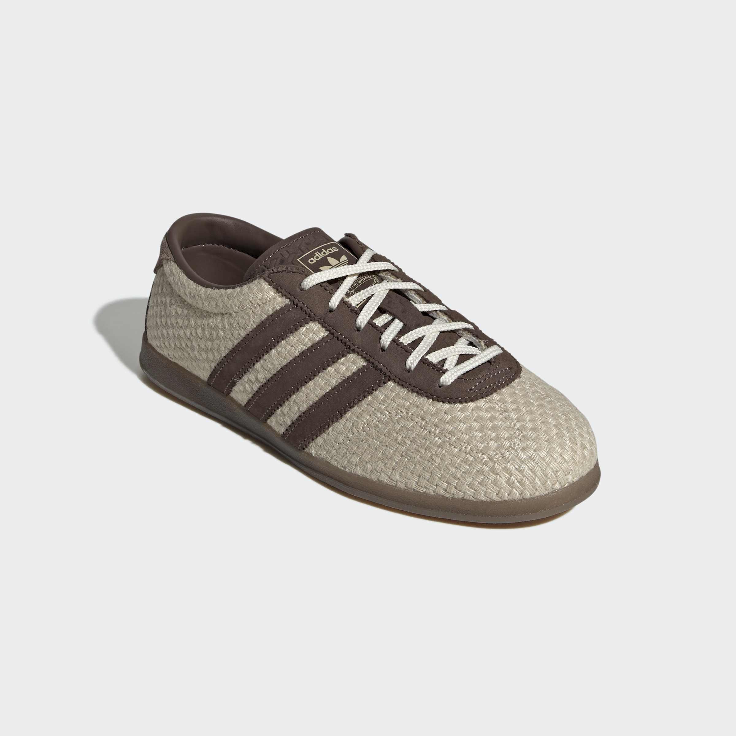 Gazelle Lo Pro Shoes, White, A701_ONE, large image number 2