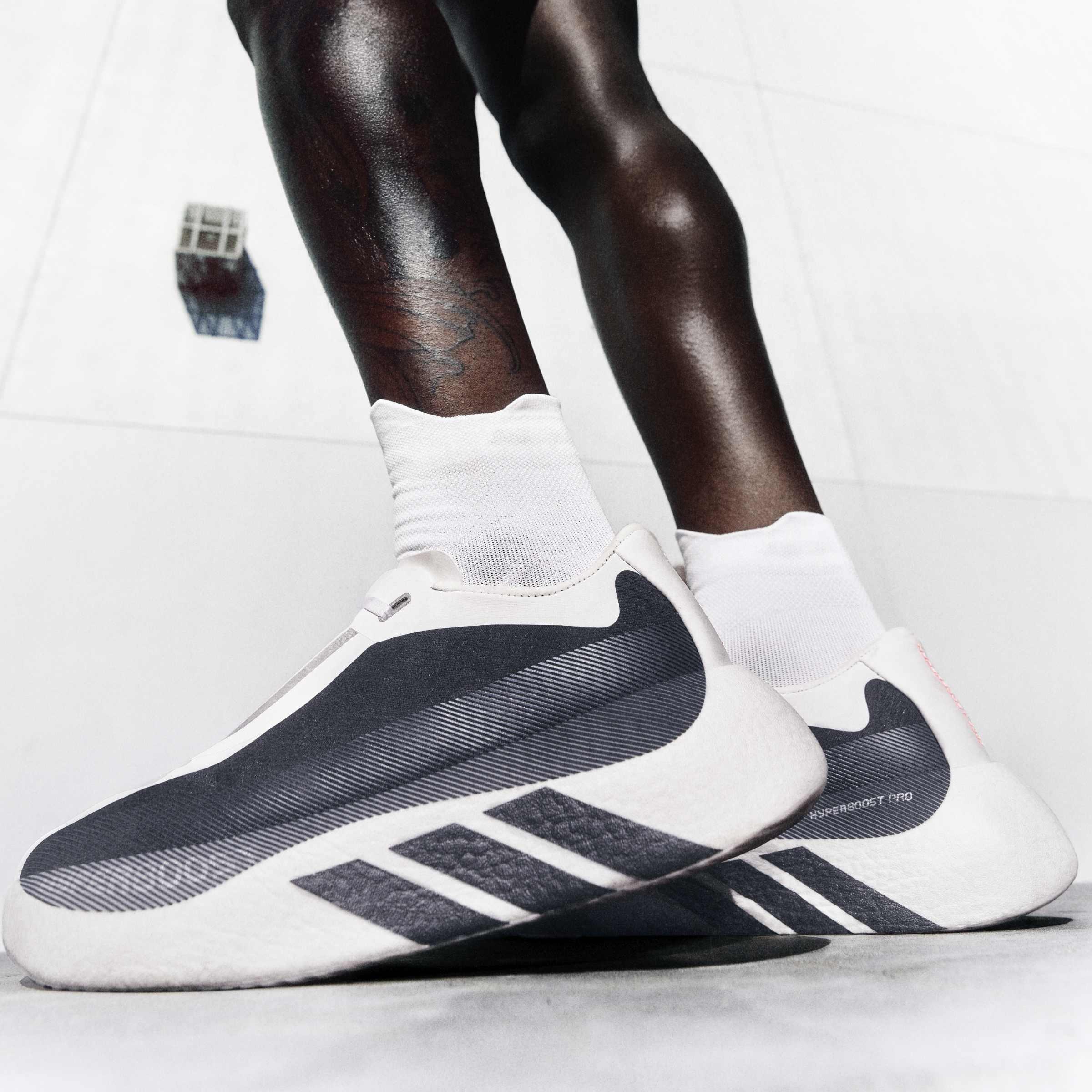 Hyperboost Edge Running Shoes, White, A701_ONE, large image number 8