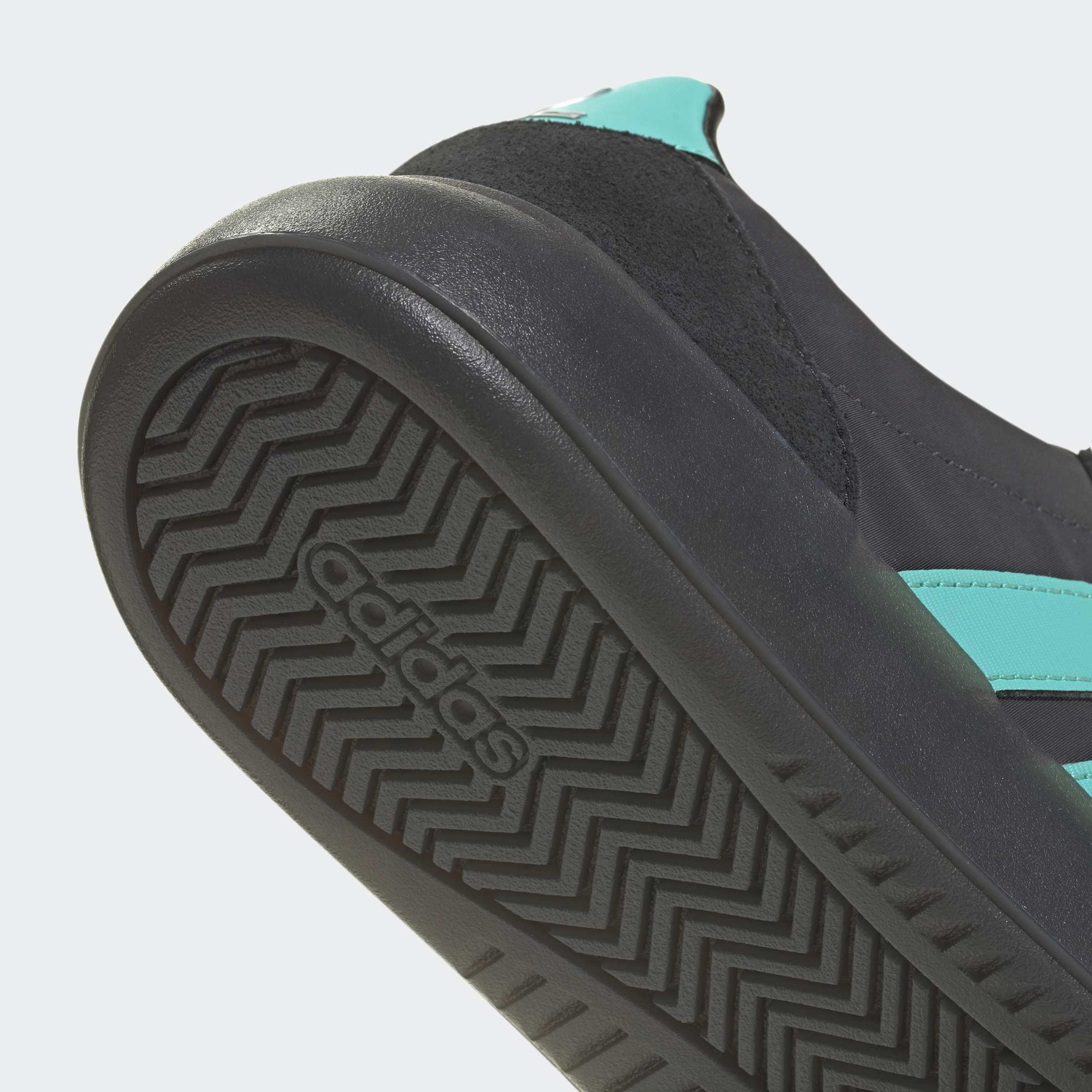 Unisex MERCEDES - AMG PETRONAS FORMULA ONE TEAM BARREDA DECODE SHOES, Grey, A701_ONE, large image number 5