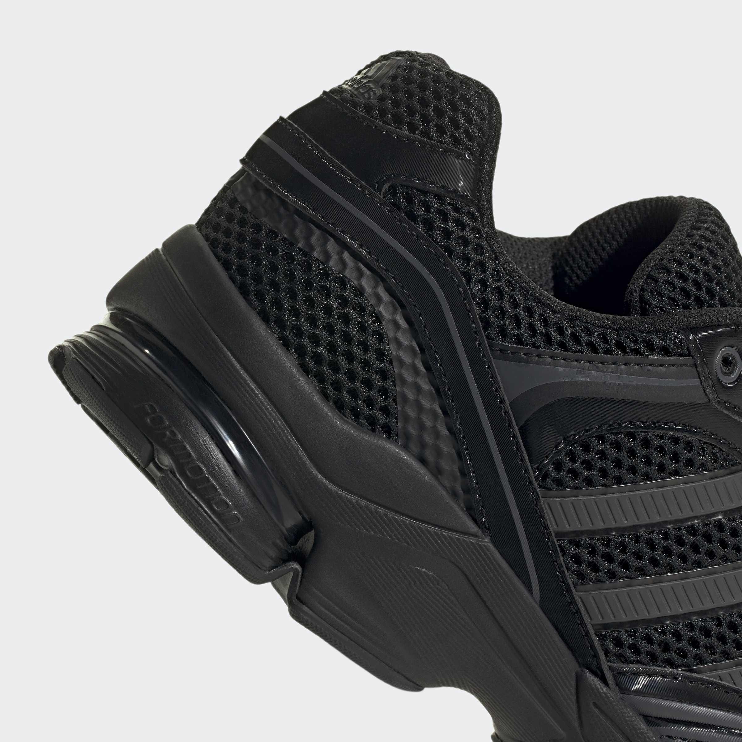 Unisex Spiritain 2000 Trainers, Black, A701_ONE, large image number 4