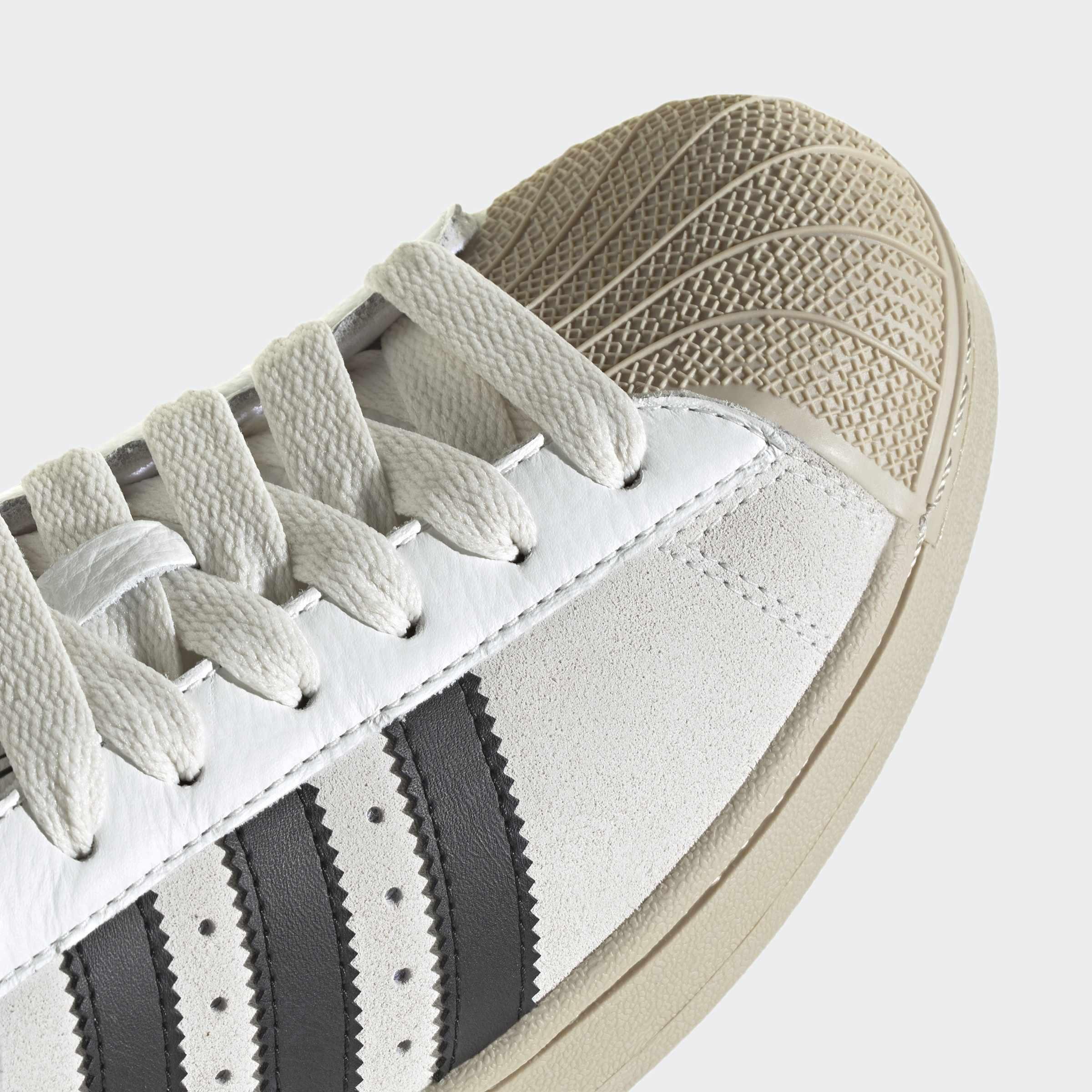 Unisex Superstar II Shoes, White, A701_ONE, large image number 5