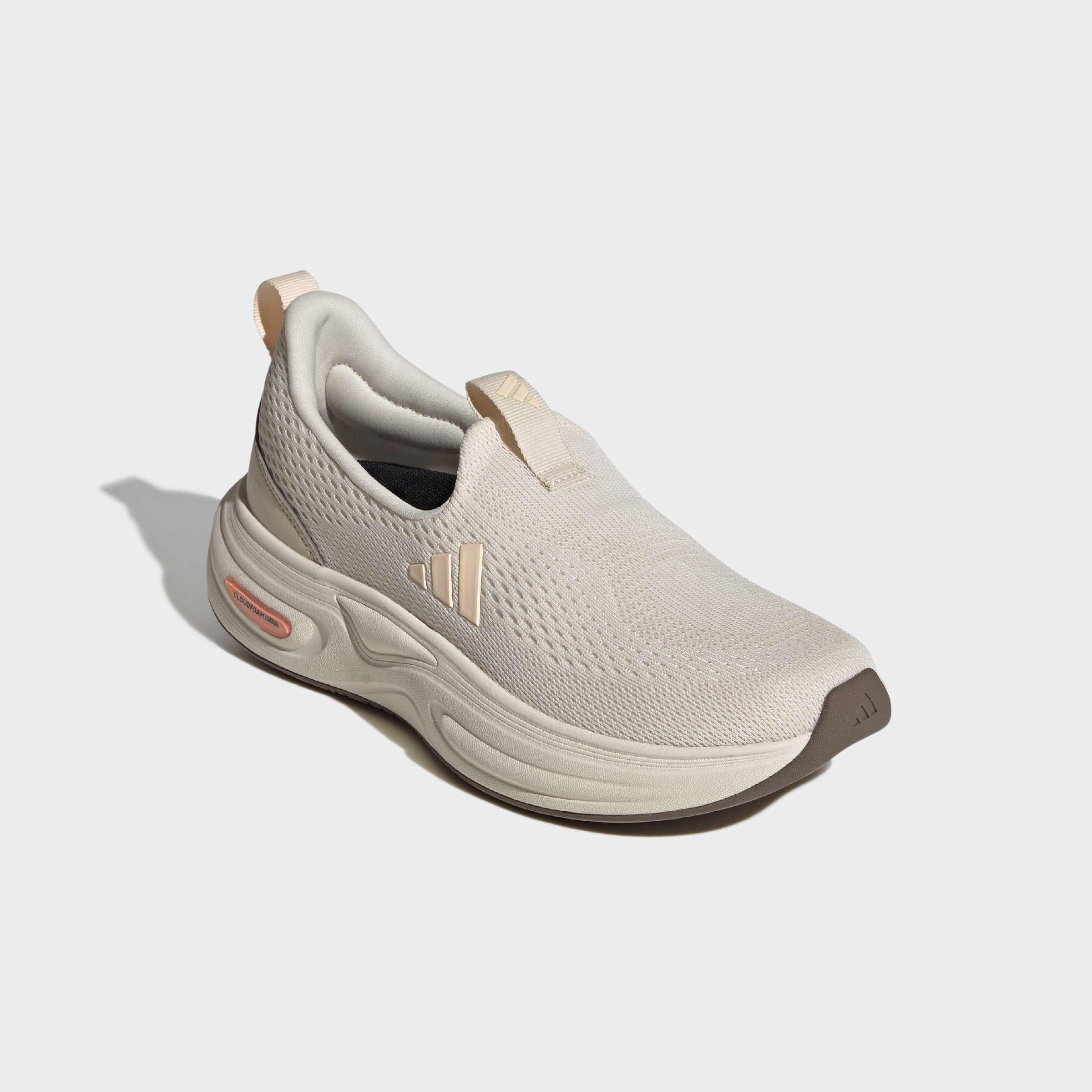 Cloudfoam Cuxxion Lounge Shoes, White, A701_ONE, large image number 2