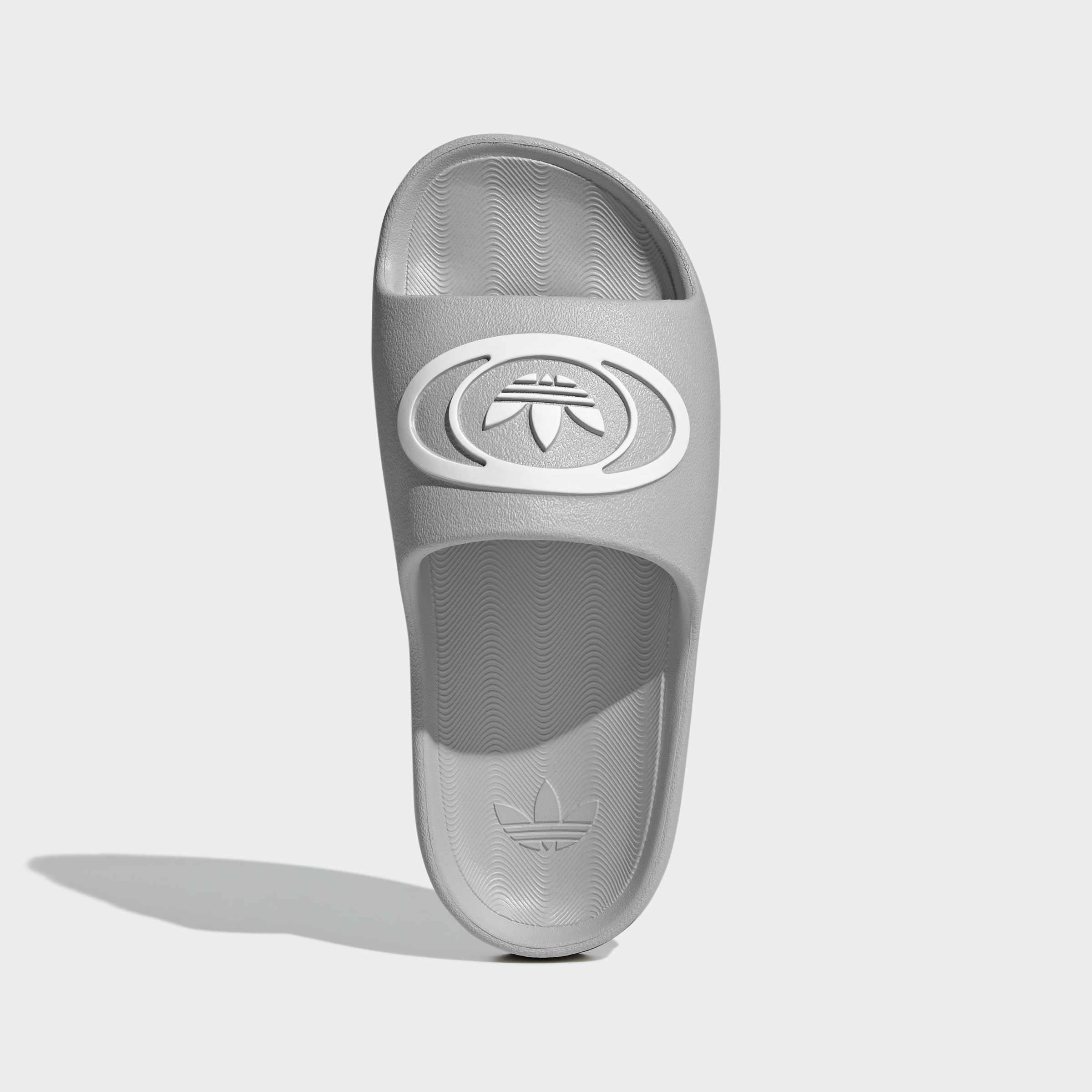 Adilette 00S Slides, Grey