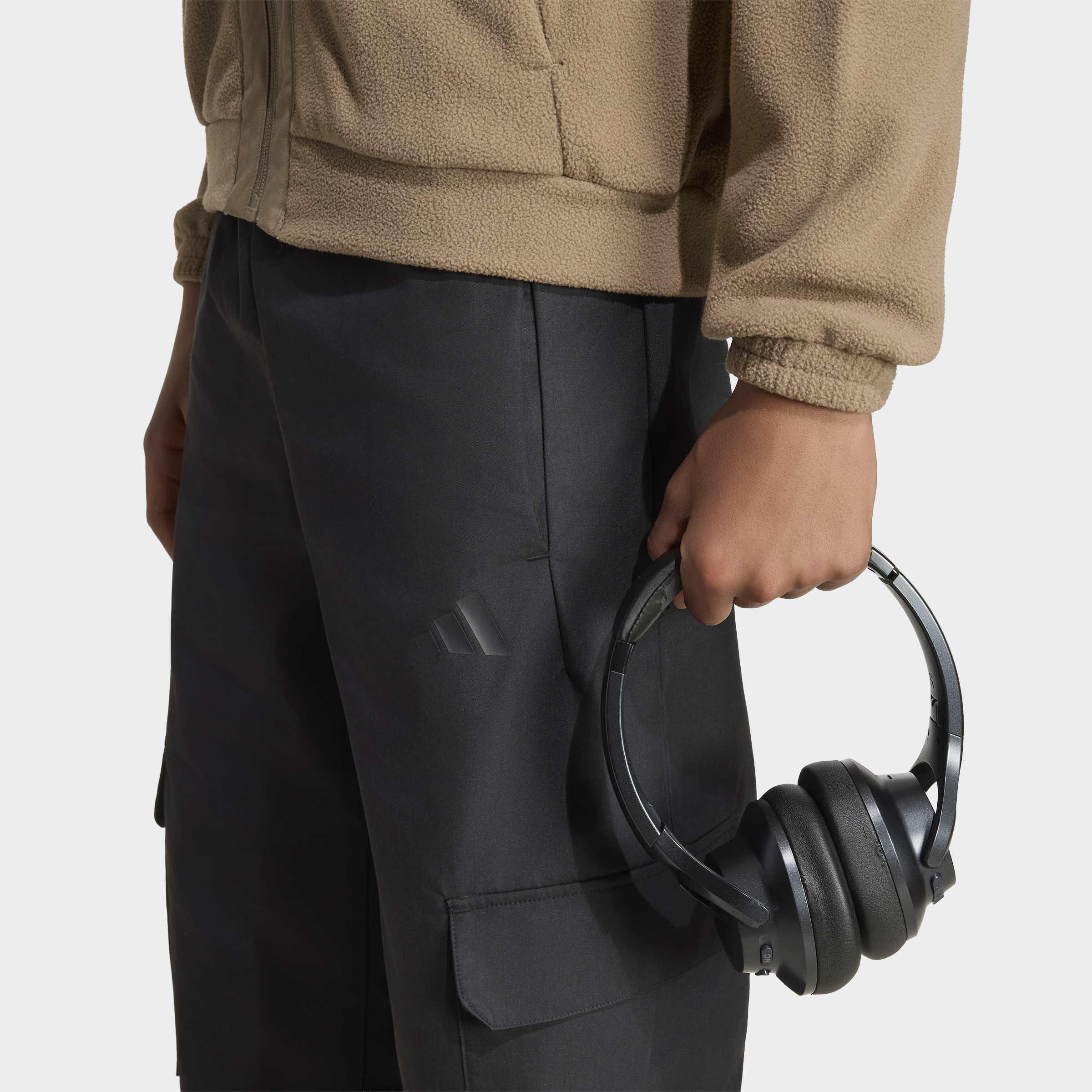 Kids Unisex Future Icons Barrel-Shaped Cargo Longer Length Trousers, Black, A701_ONE, large image number 4