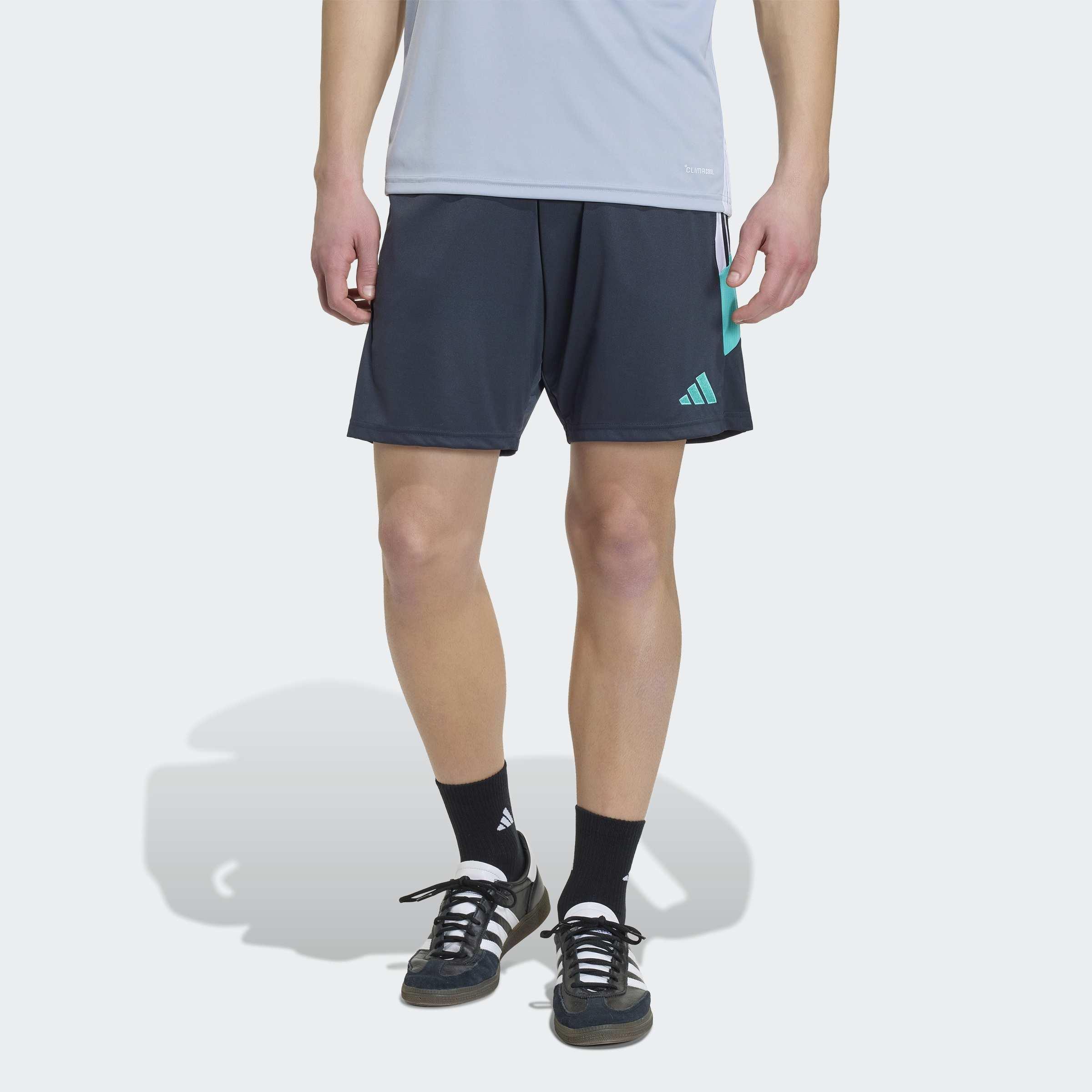 Tiro 26 Essentials Shorts, Grey, A701_ONE, large image number 4