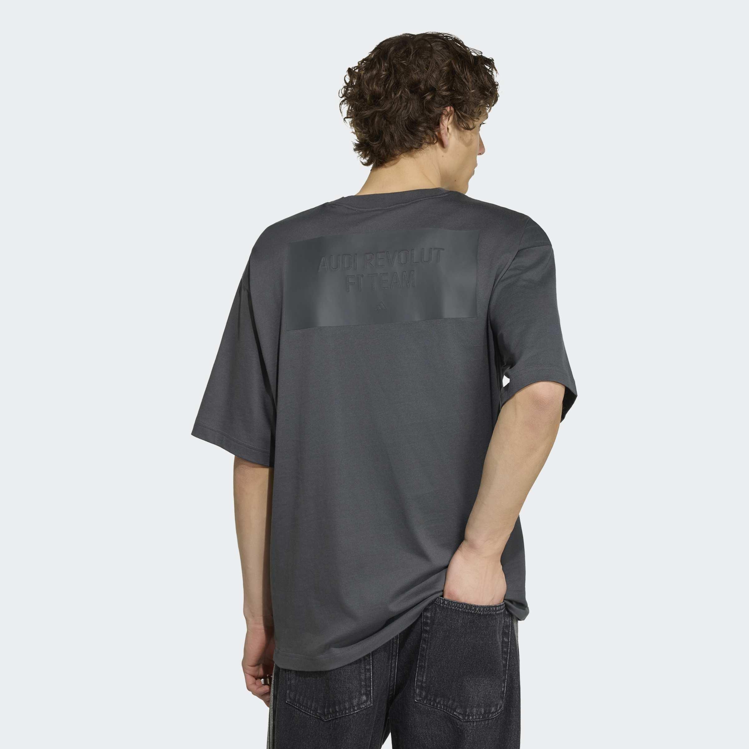 Audi Revolut F1 Team Elevated Graphic I T-Shirt, Black, A701_ONE, medium