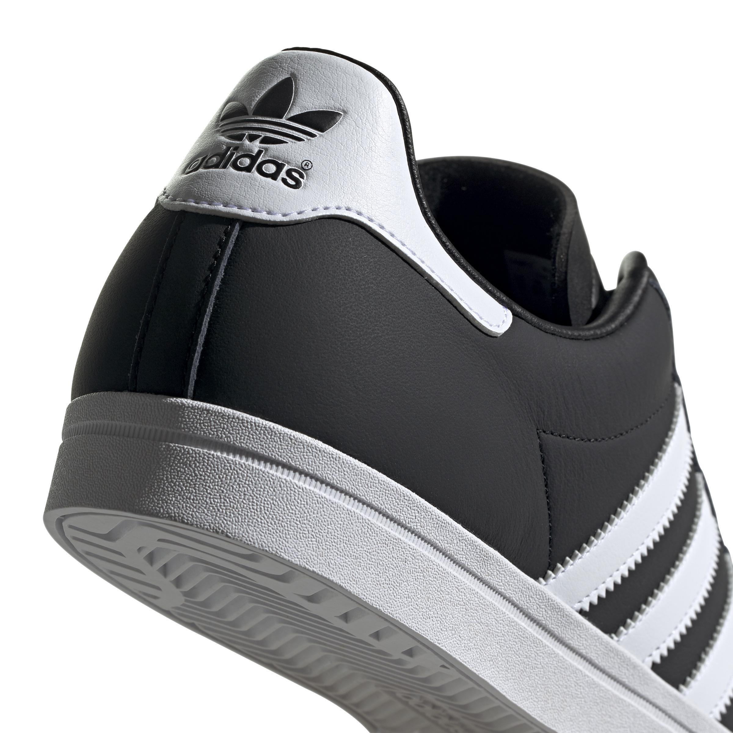 Adidas originals coast shop star trainers in black