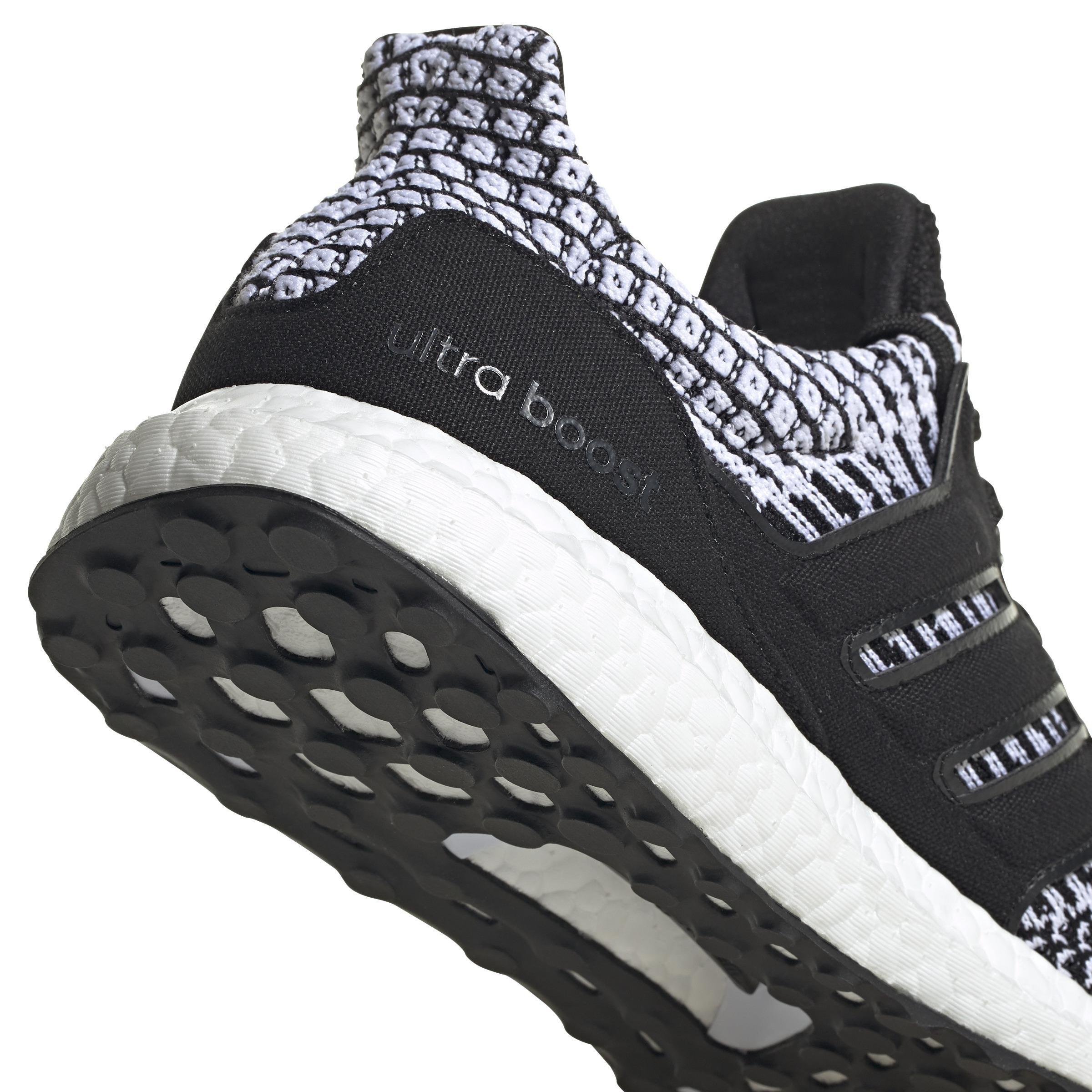 Ultraboost 5.0 DNA Shoes, Black, , large image number 4