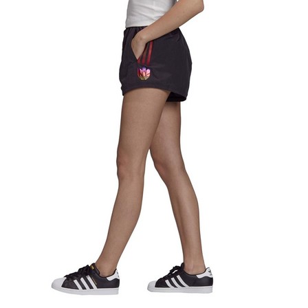 Women Adicolor 3D Trefoil Shorts, Black, A901_ONE, large image number 2