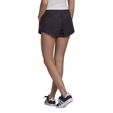 Women Adicolor 3D Trefoil Shorts, Black, A901_ONE, large image number 3