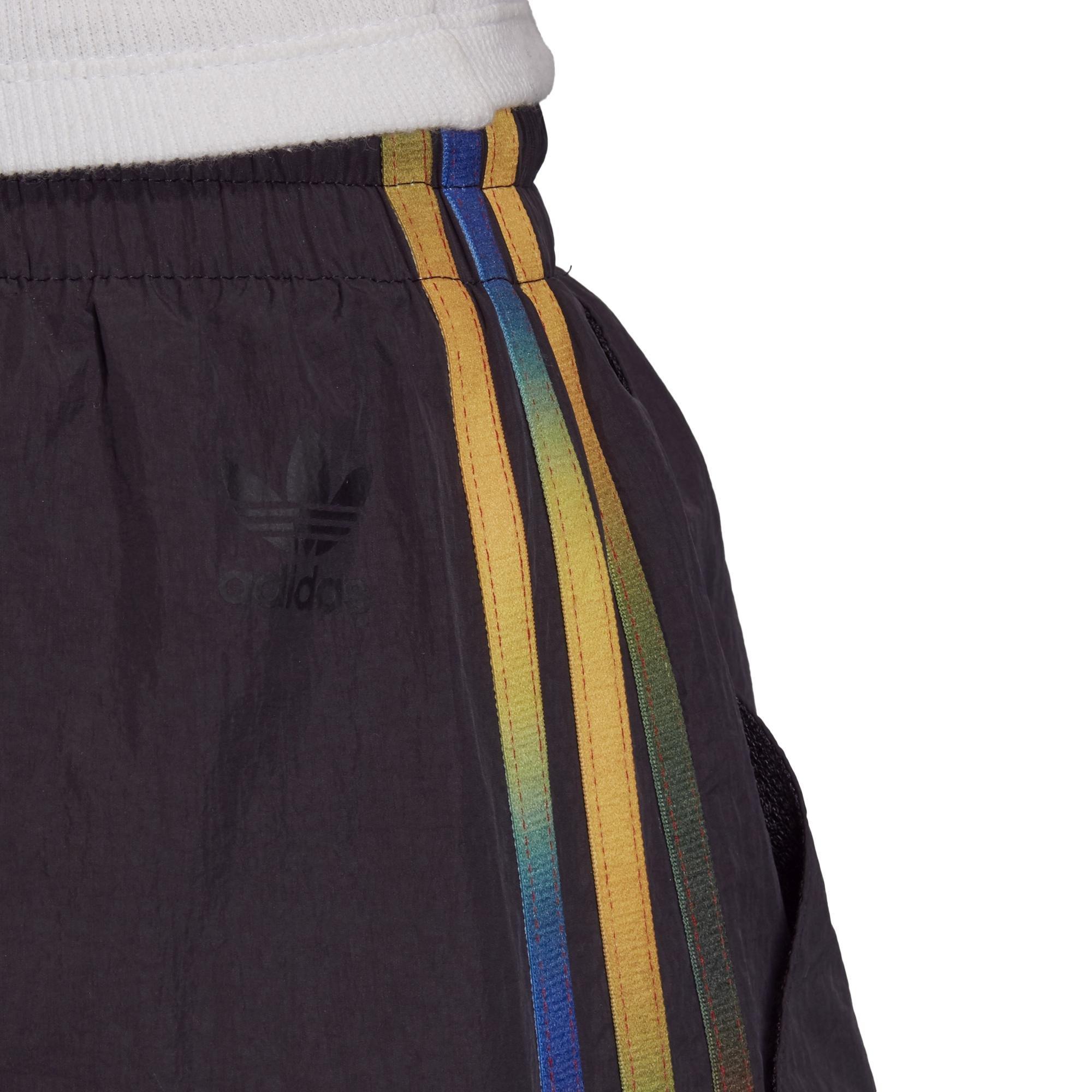 Adicolor 3D Trefoil Shorts, Black, , large image number 6