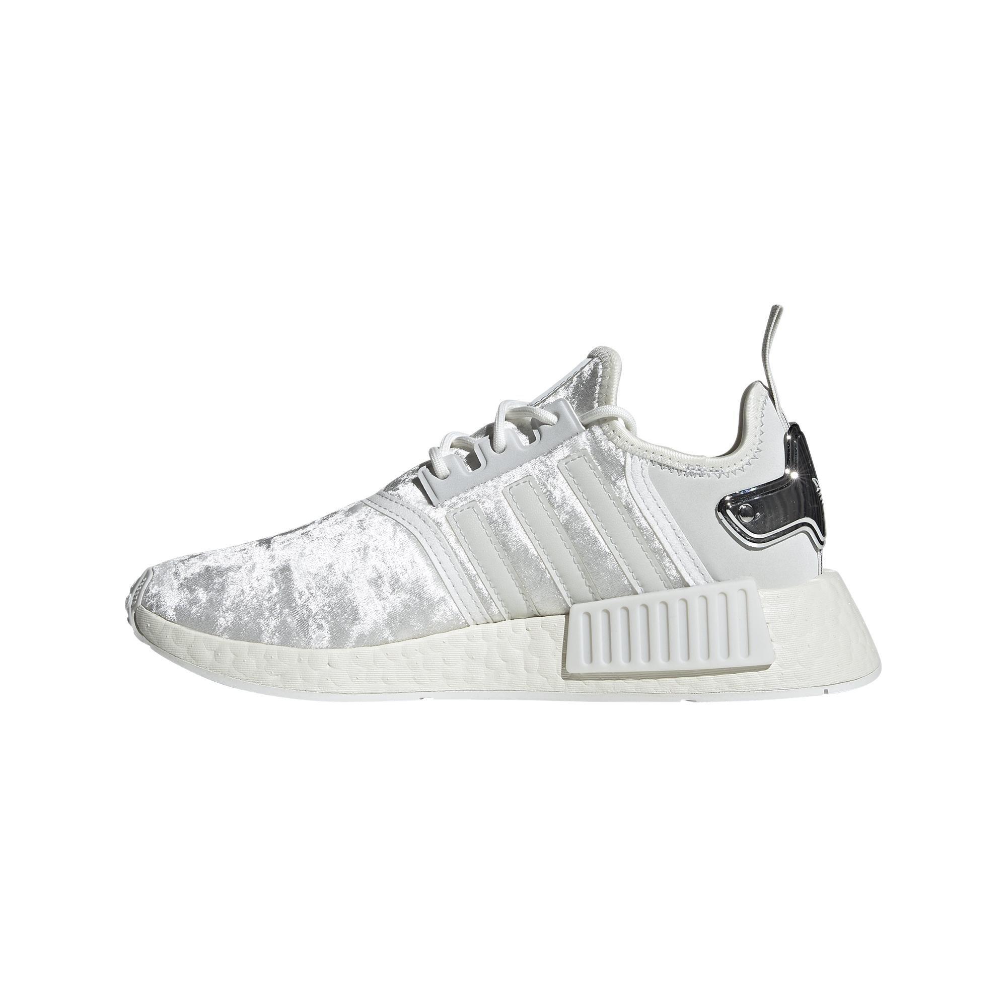 Adidas nmd hotsell womens white camo