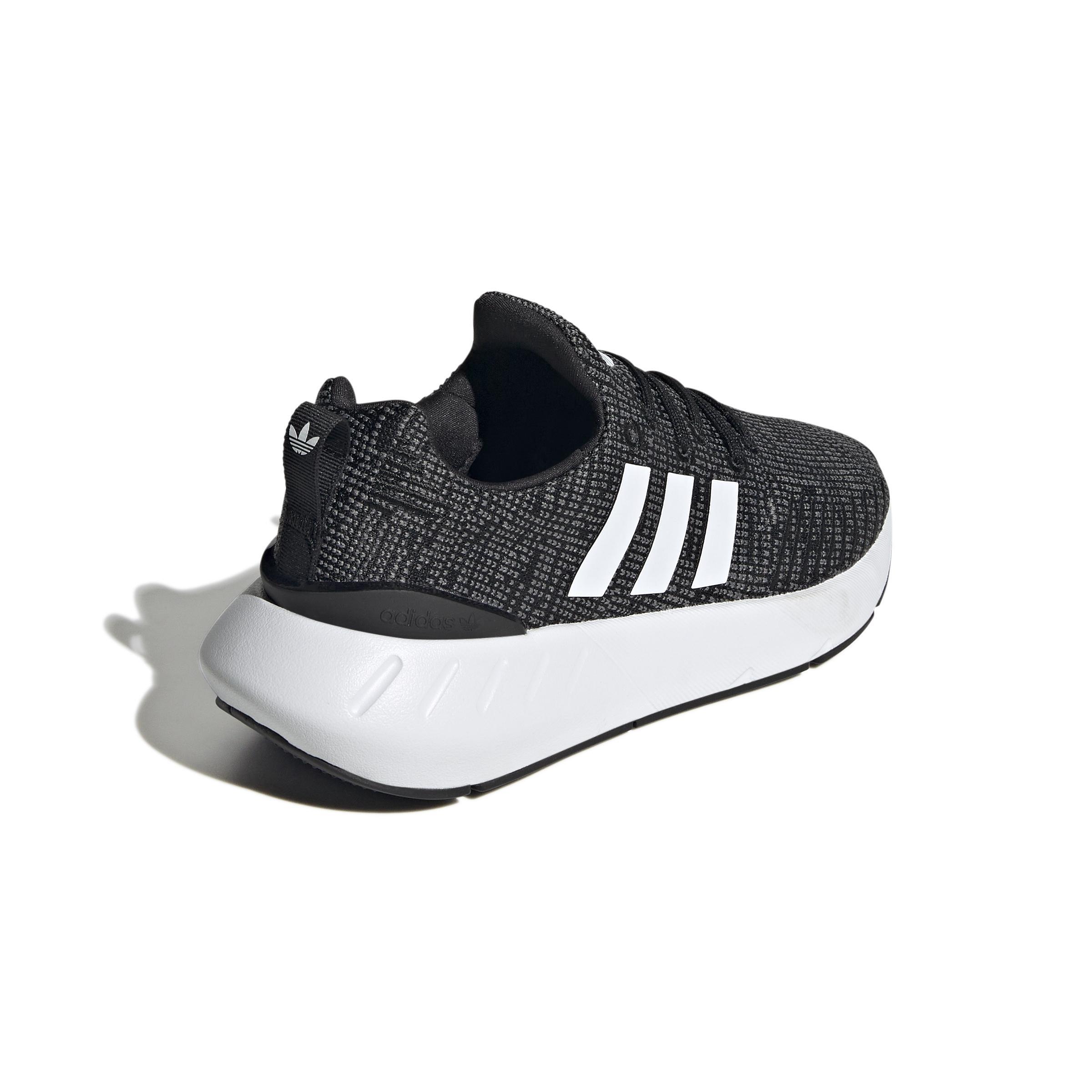 Unisex Swift Run 22 Shoes, Black, A901_ONE, large image number 1