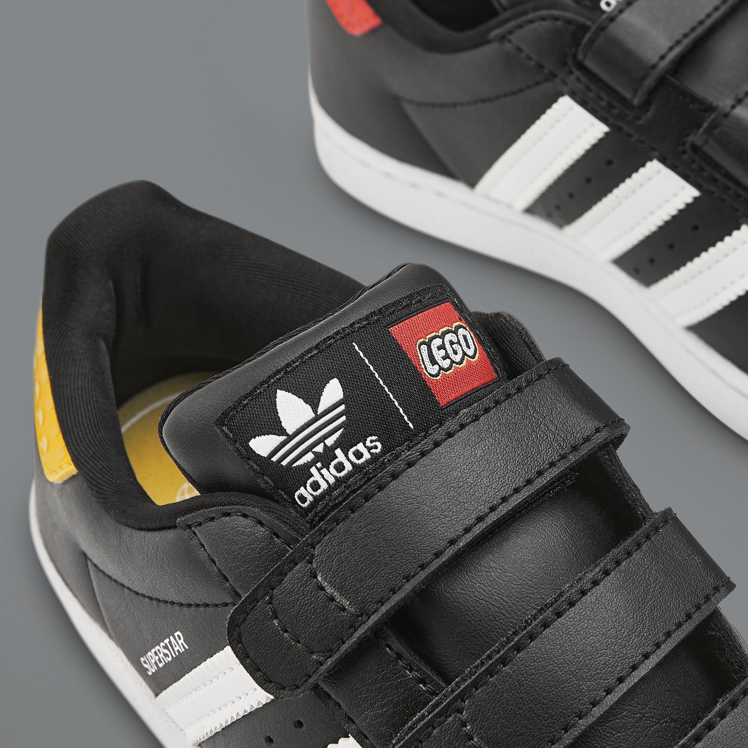 Unisex Kids adidas Superstar x LEGO Shoes, Black, A901_ONE, large image number 21