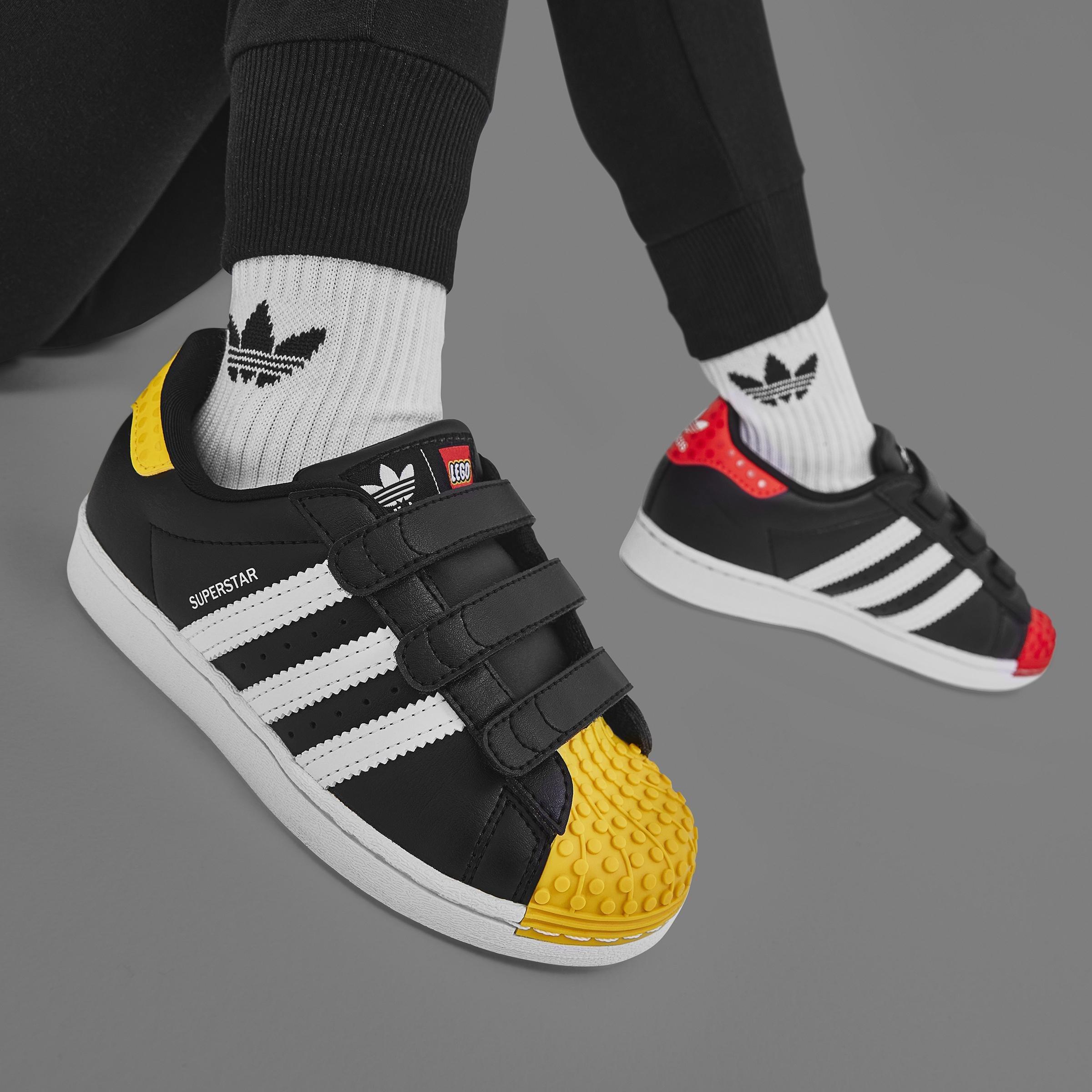 Unisex Kids adidas Superstar x LEGO Shoes, Black, A901_ONE, large image number 34