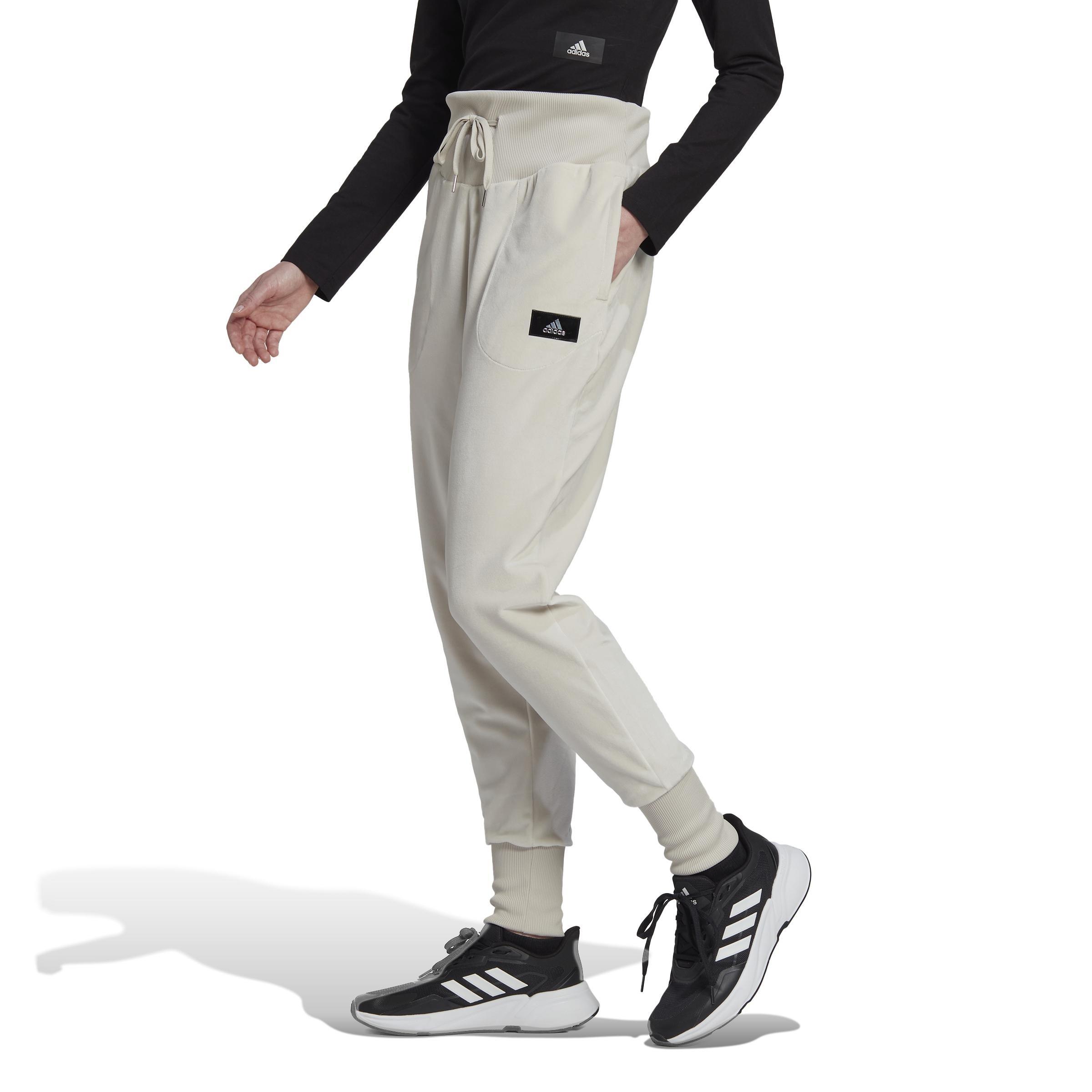 Women Holidayz Cozy Velour Joggers, Cream