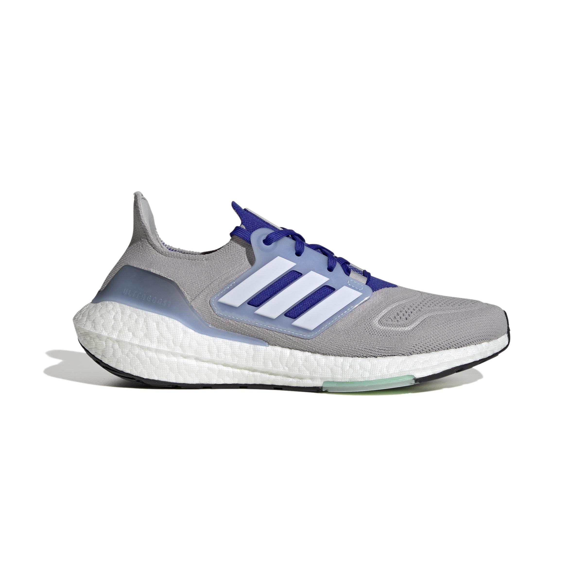 Grey ultra boost top outfit men