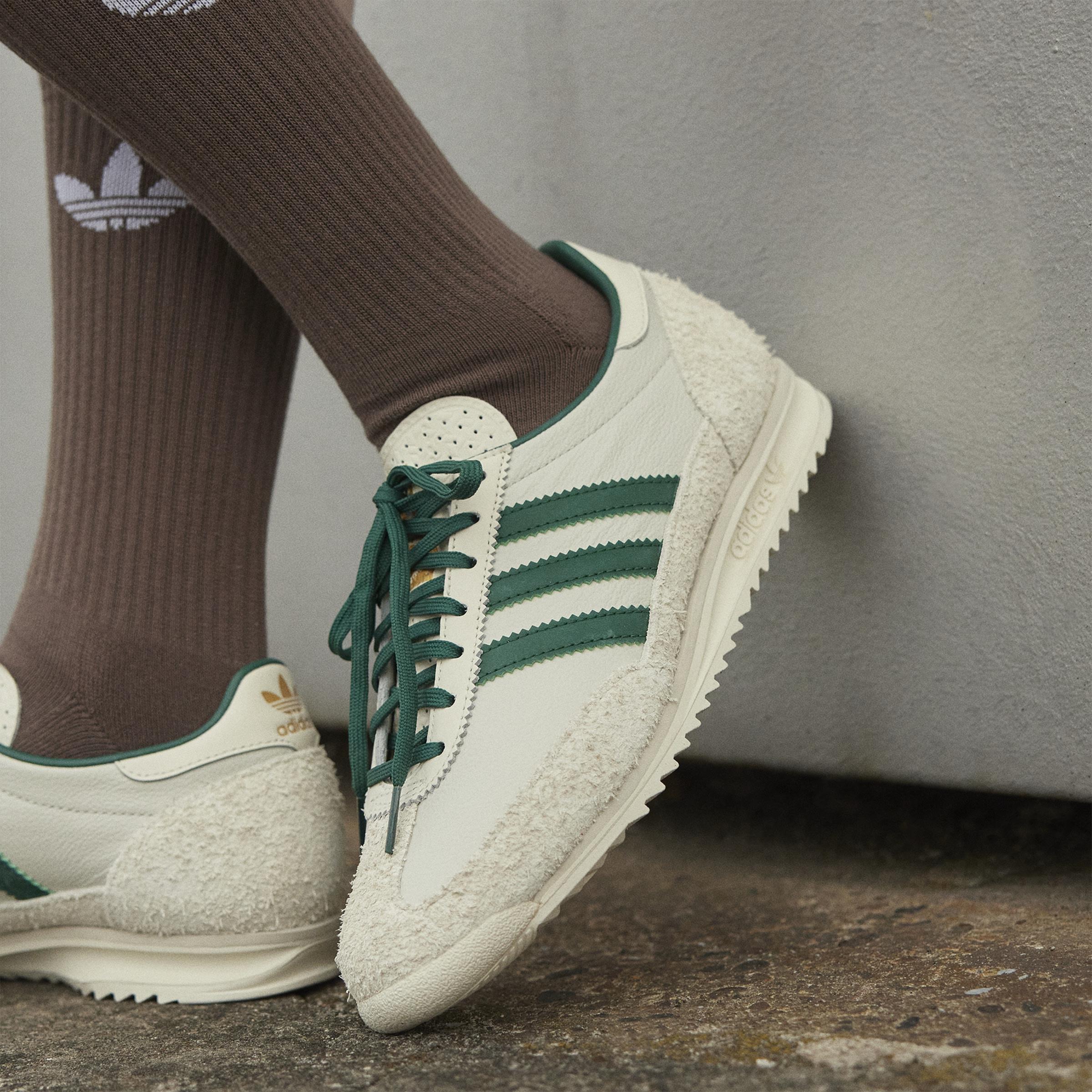 SL 72 OG Shoes, White, A901_ONE, large image number 9