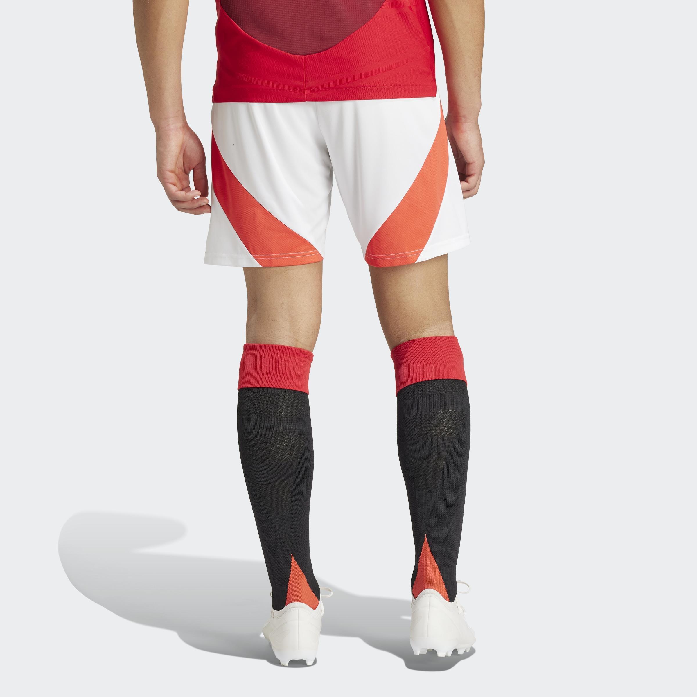 Manchester United 24/25 Home Shorts, White