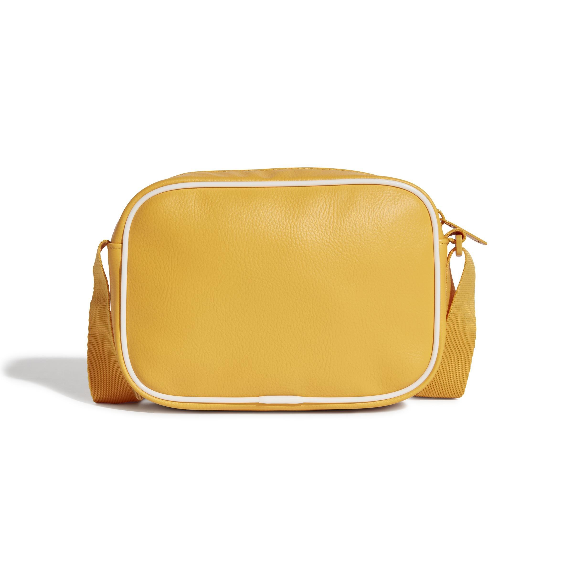 Unisex Adicolor Classic Mini Airliner Bag, Yellow, A901_ONE, large image number 3