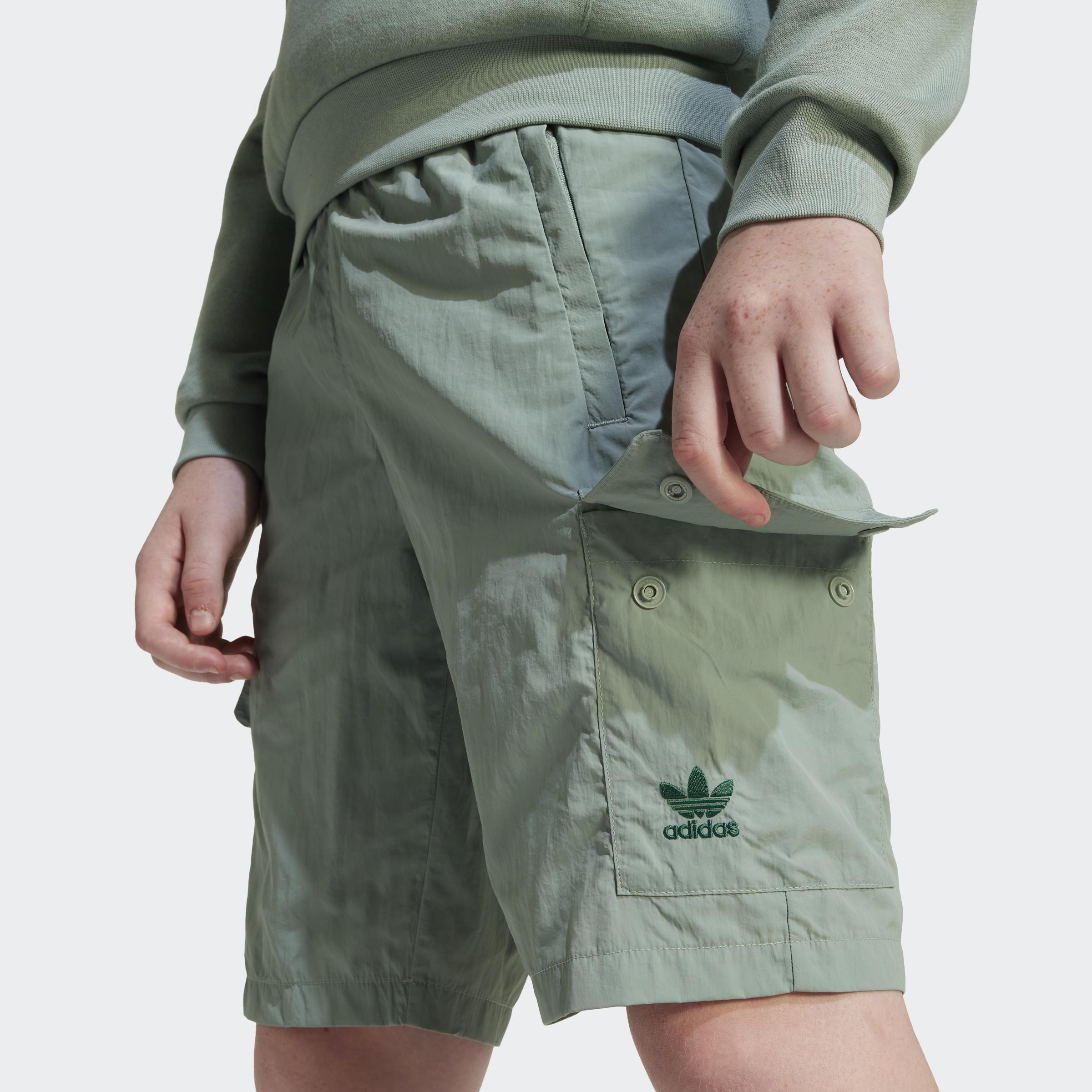 Kids Unisex Cargo Shorts, Green, A901_ONE, large image number 3