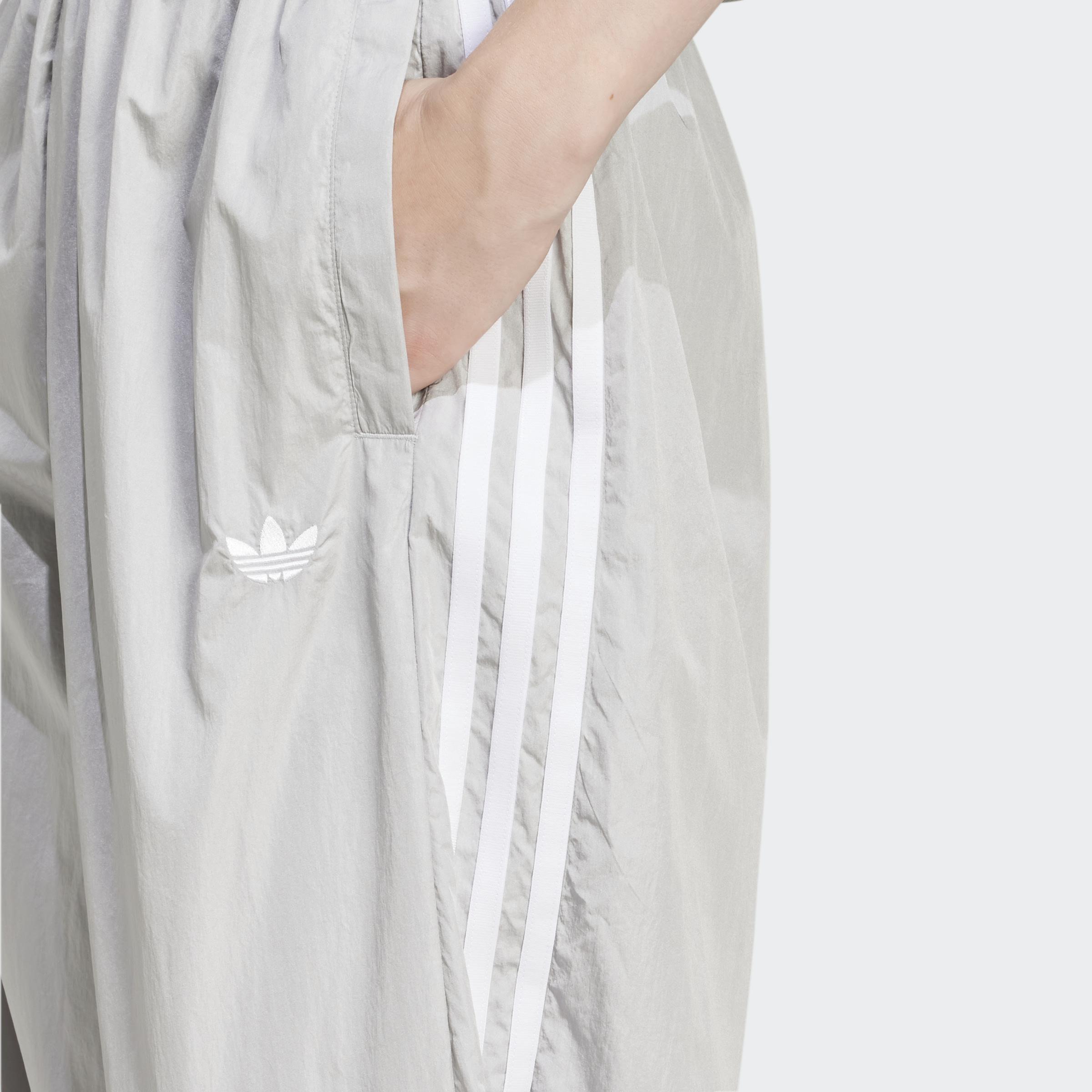 Adicolor Teamgeist Oversized Track Tracksuit Bottoms, Grey, A901_ONE, large image number 6