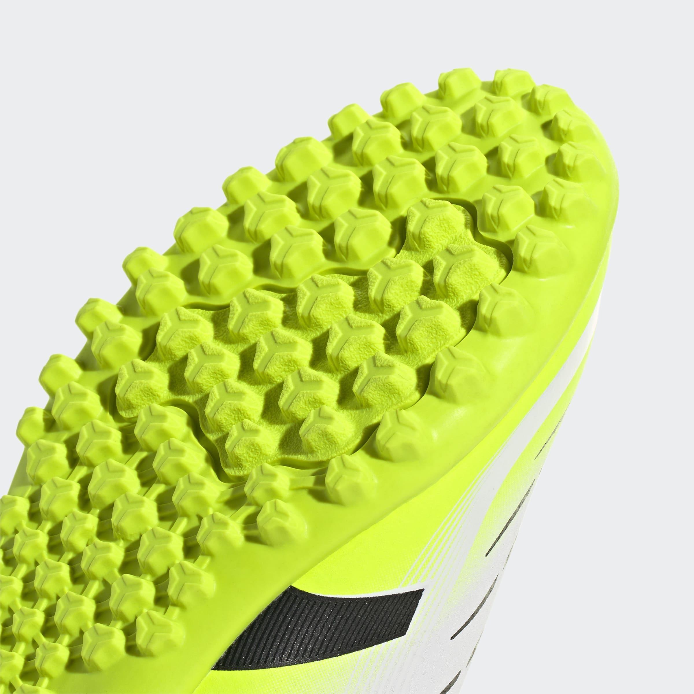 Kids Unisex Predator Club Hook-And-Loop Turf Boots, White, A901_ONE, large image number 5