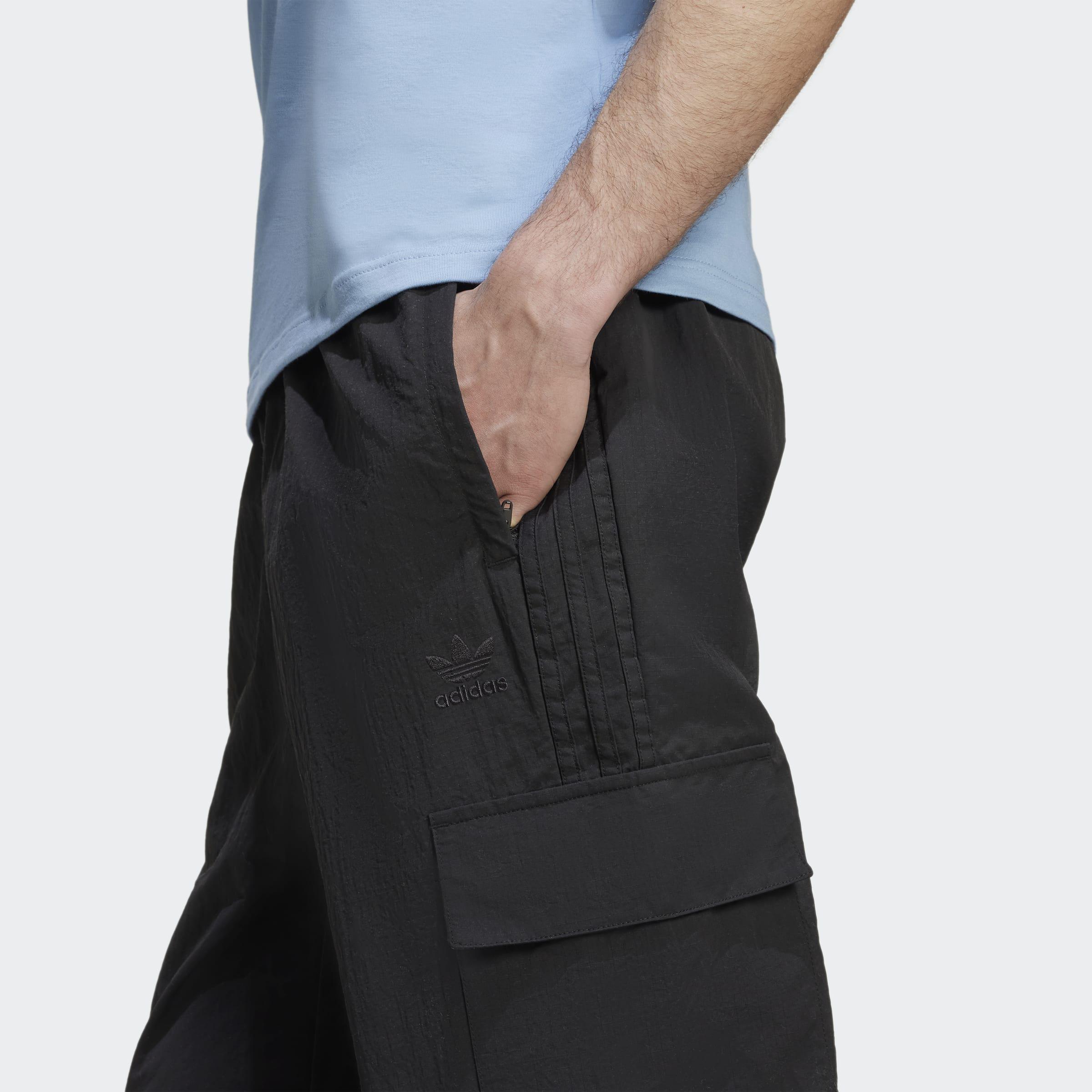 Adicolor Classics 3-Stripes Cargo Trousers, Black, A901_ONE, large image number 2