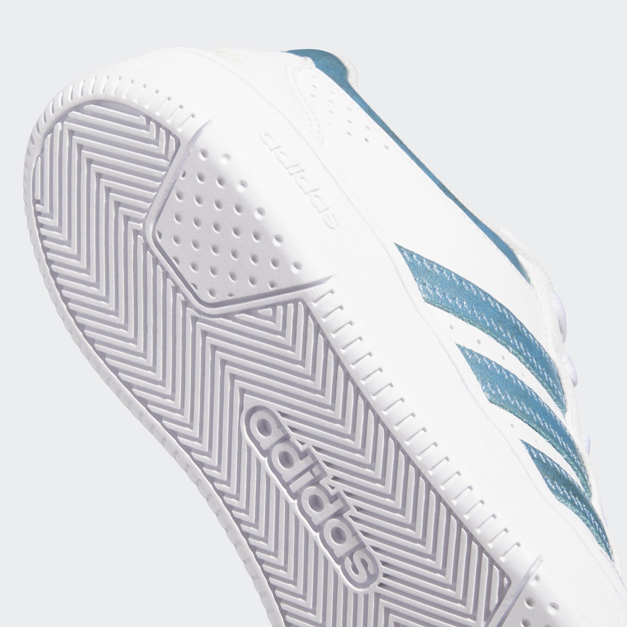 Hoops Classic Shoes, White, A901_ONE, large image number 4