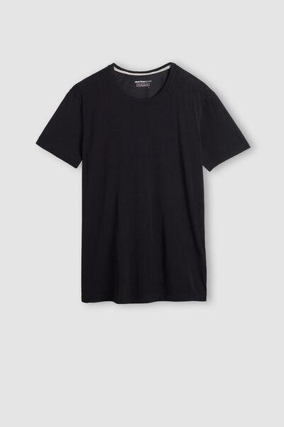 Black Short-Sleeved T-Shirt In Stretch Merino Wool, , large image number 4
