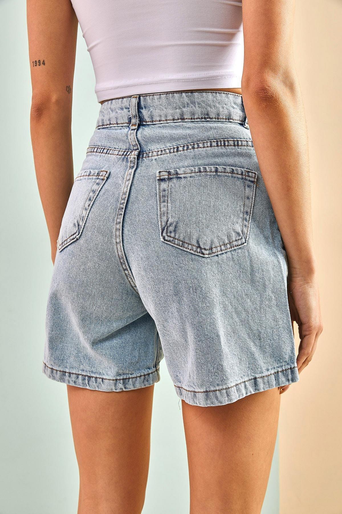 White Side Slit Denim Shorts, , large image number 5
