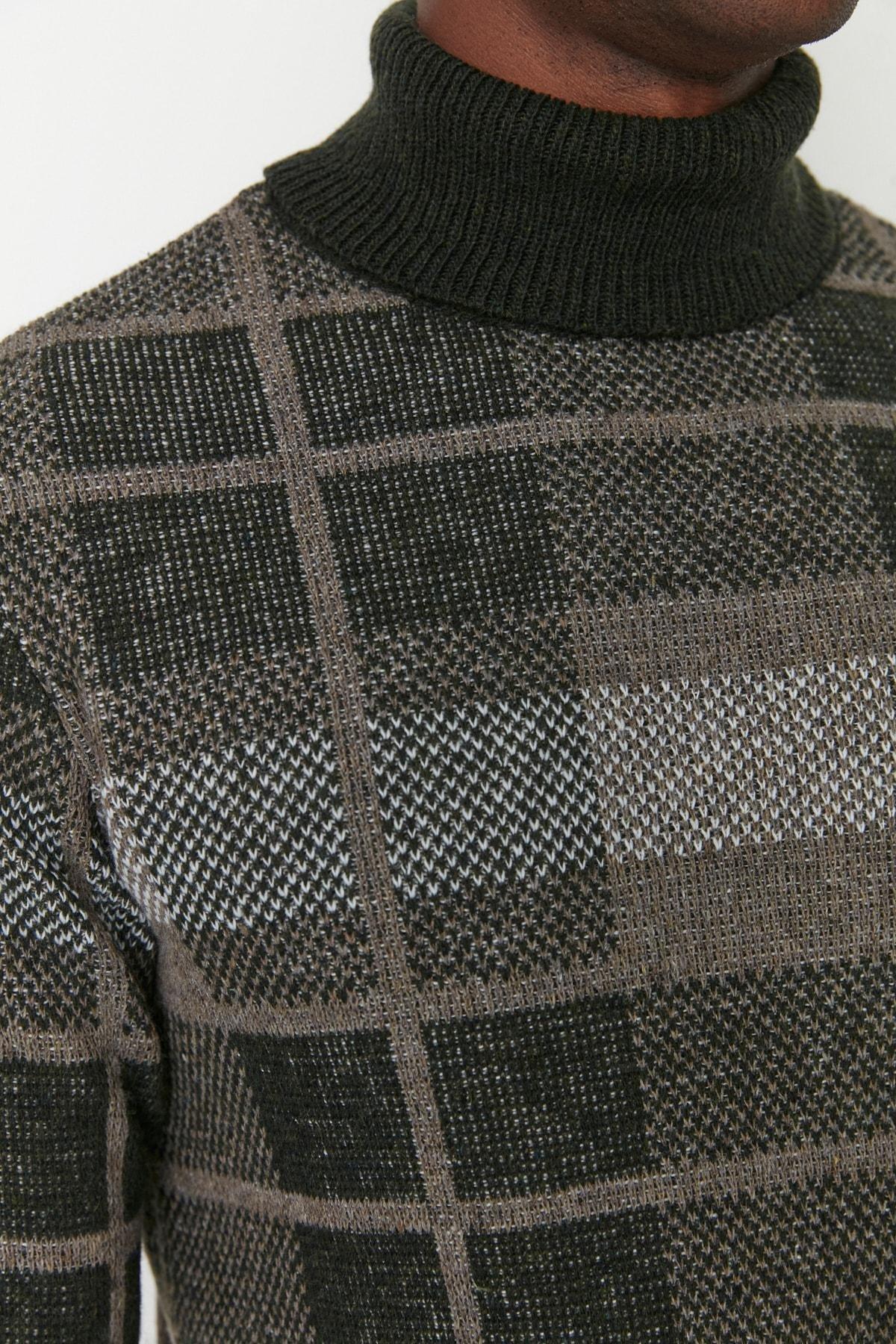 Grey Turtleneck Sweater, , large image number 3