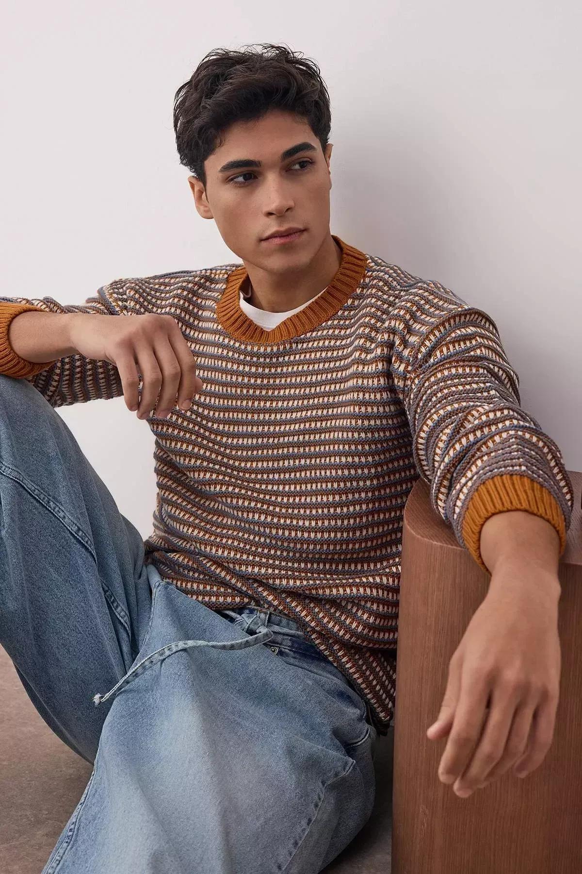 Brown Crew Neck Sweater, Brown, medium