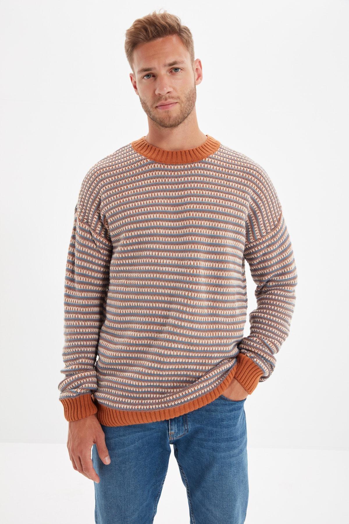 Brown Crew Neck Sweater, Brown, large image number 3