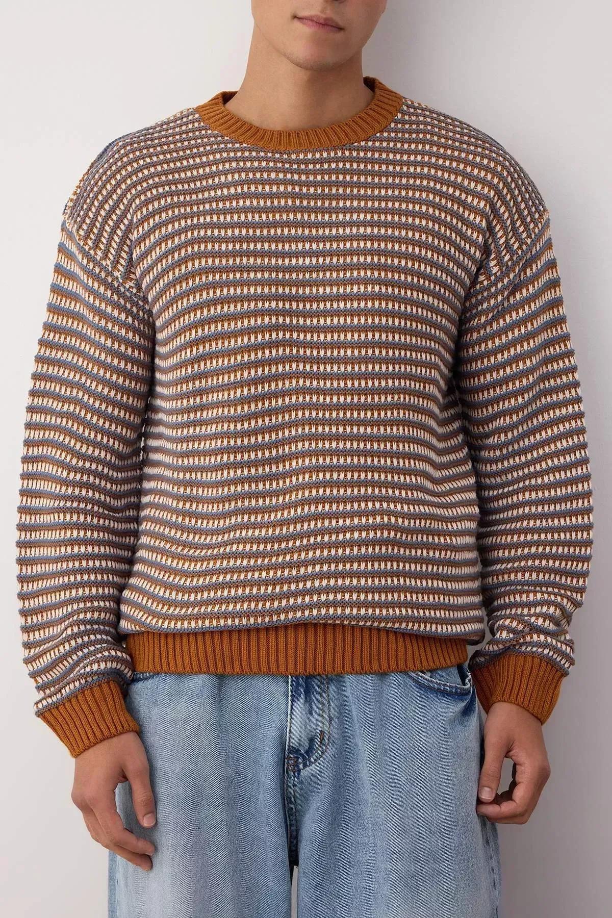 Brown Crew Neck Sweater, Brown, large image number 4